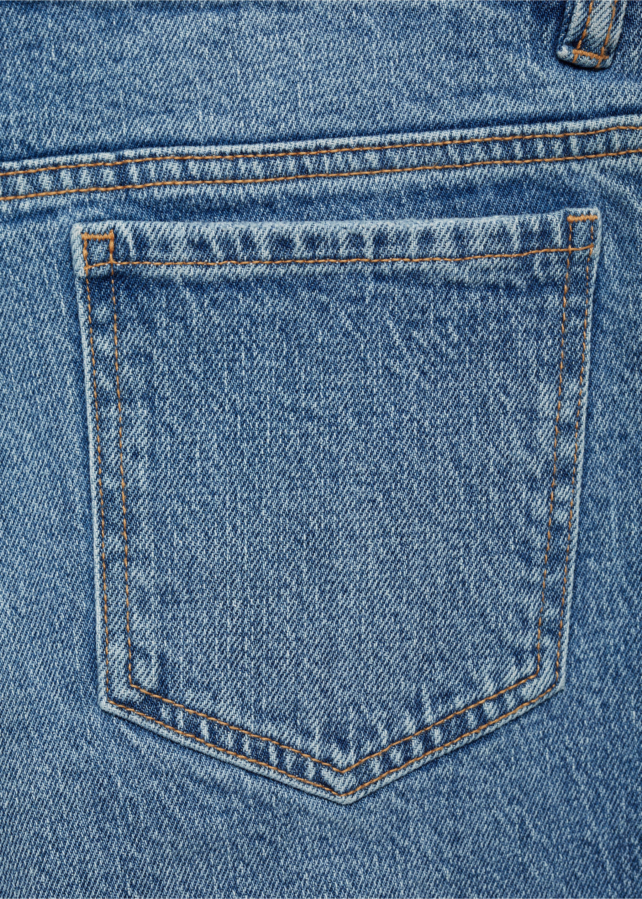 Flared Jeans mit Taschen - Detail des Artikels 0, Dunkelblau. Ref: 77012545-00.