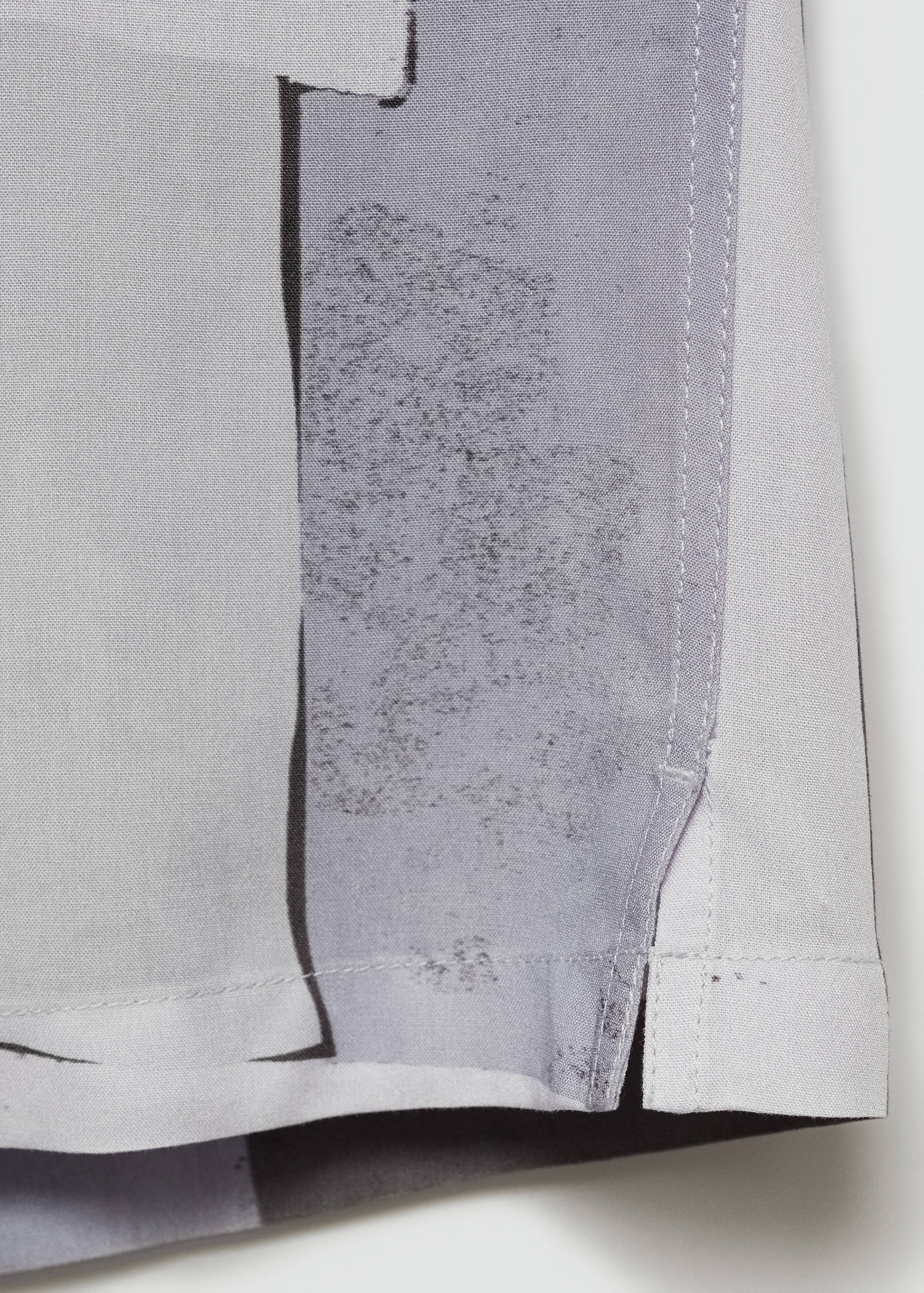 Fließendes Regular-Fit-Printhemd - Detail des Artikels 0