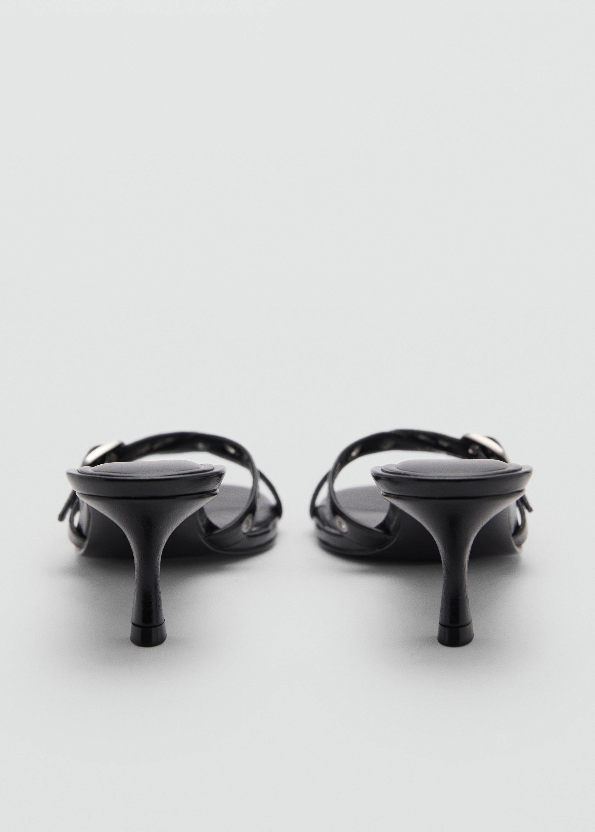 Sandal with die-cut straps - Details of the article 1