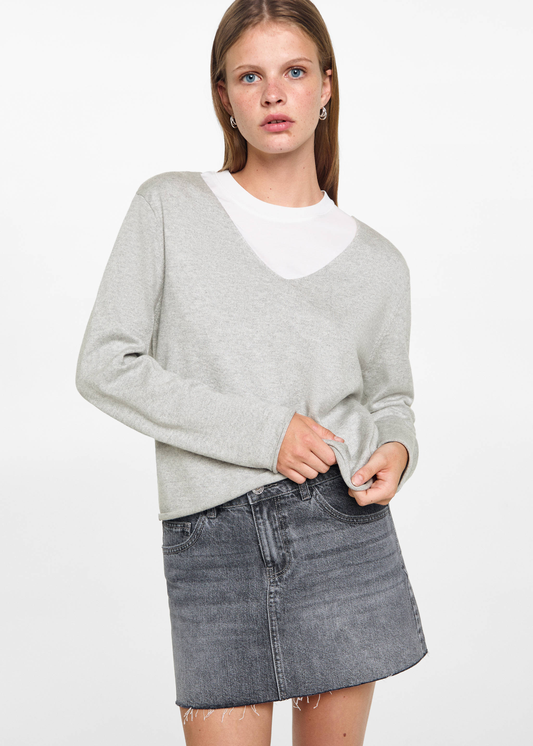 V-neck sweater - Medium plane