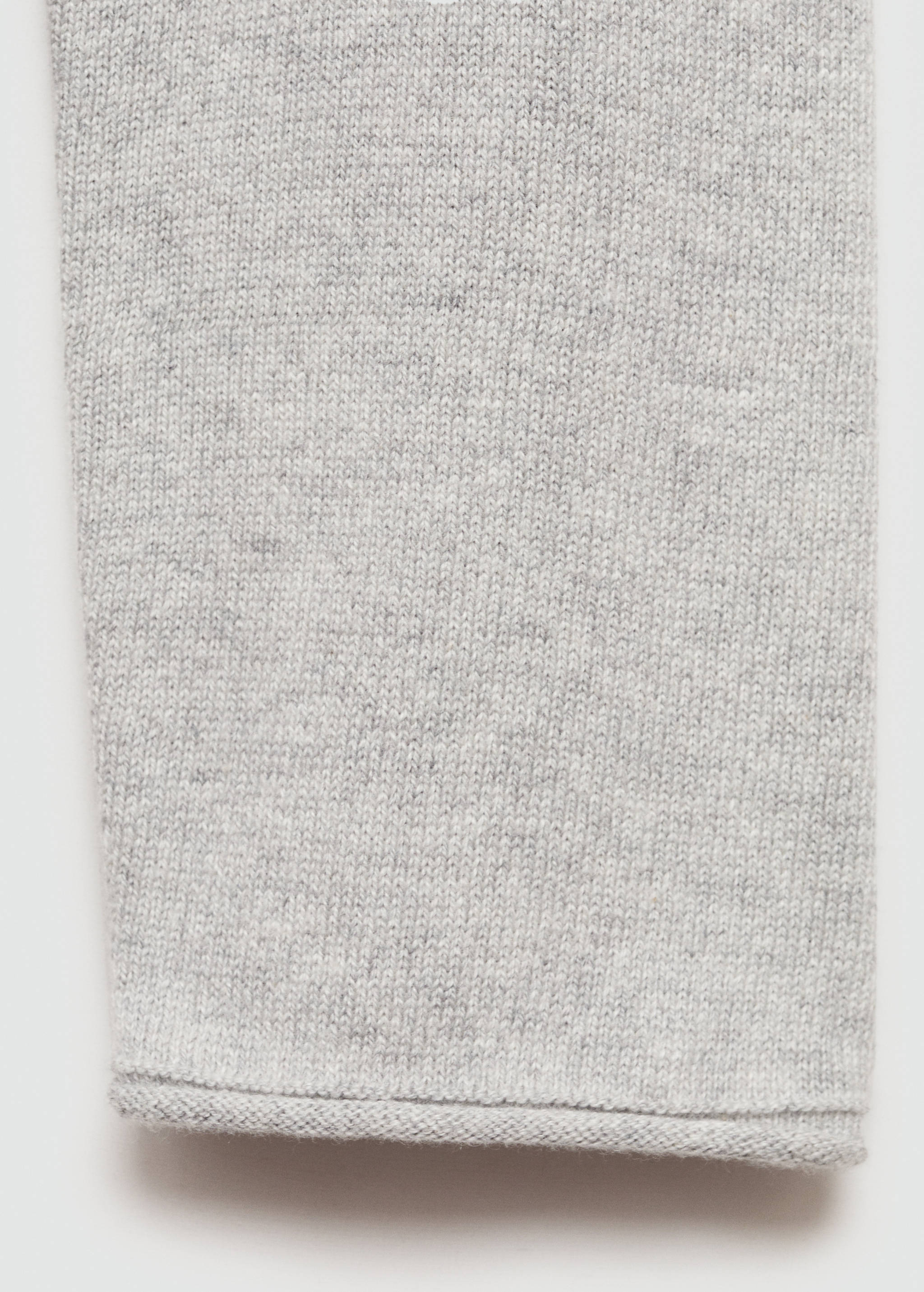 V-neck sweater - Details of the article 0