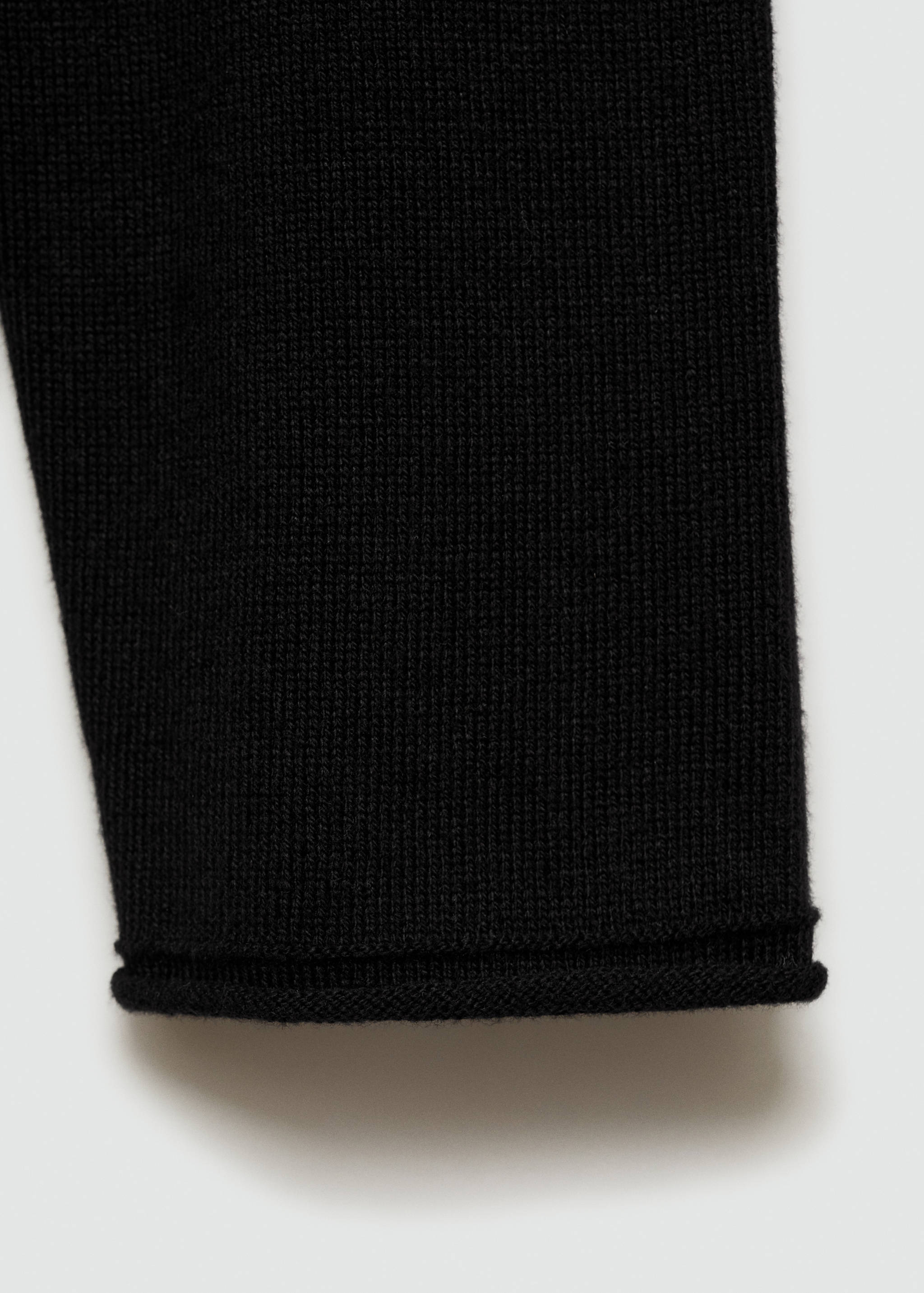 V-neck sweater - Details of the article 0