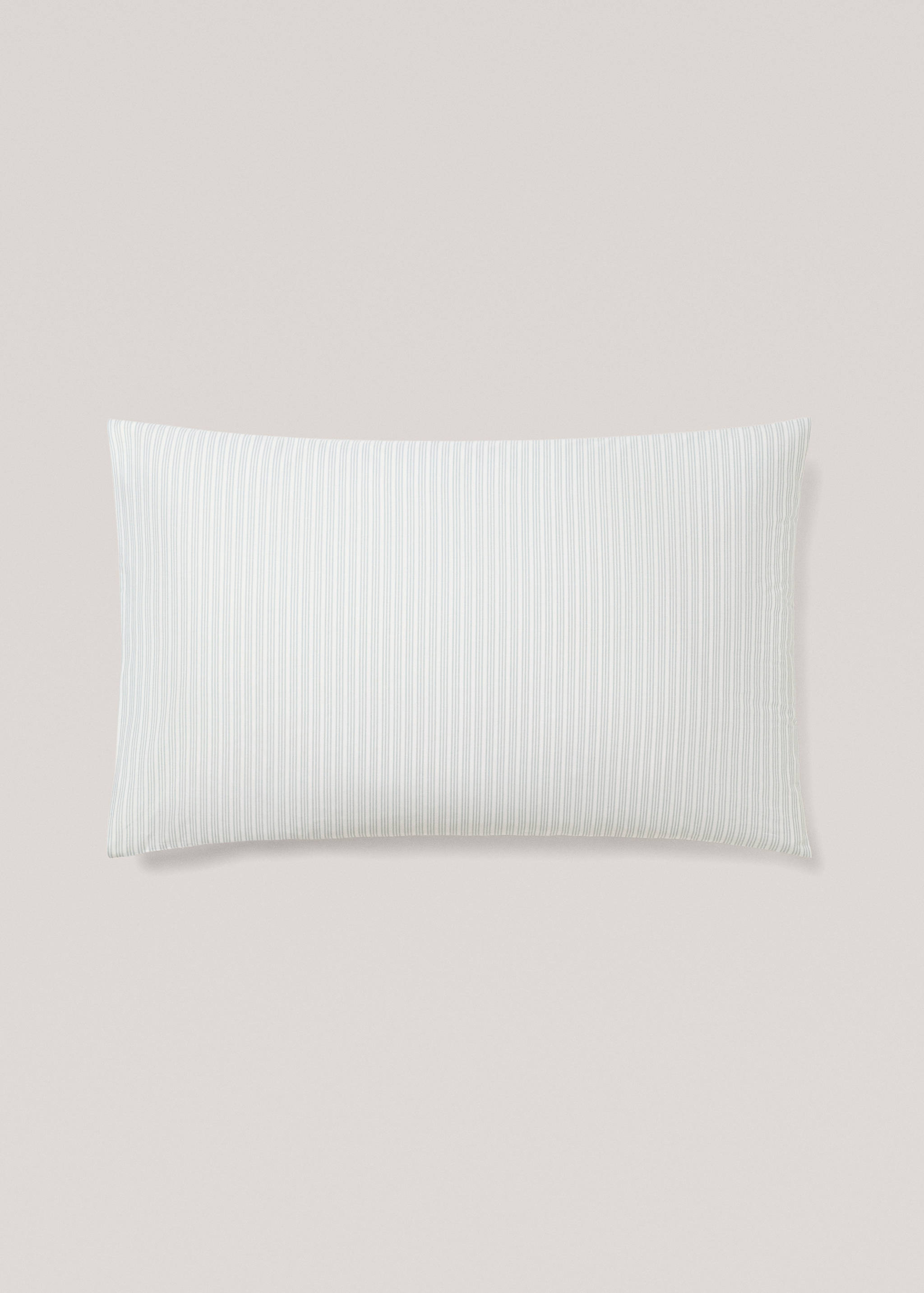 Stripe-print pillow cases 50x75cm - Article without model