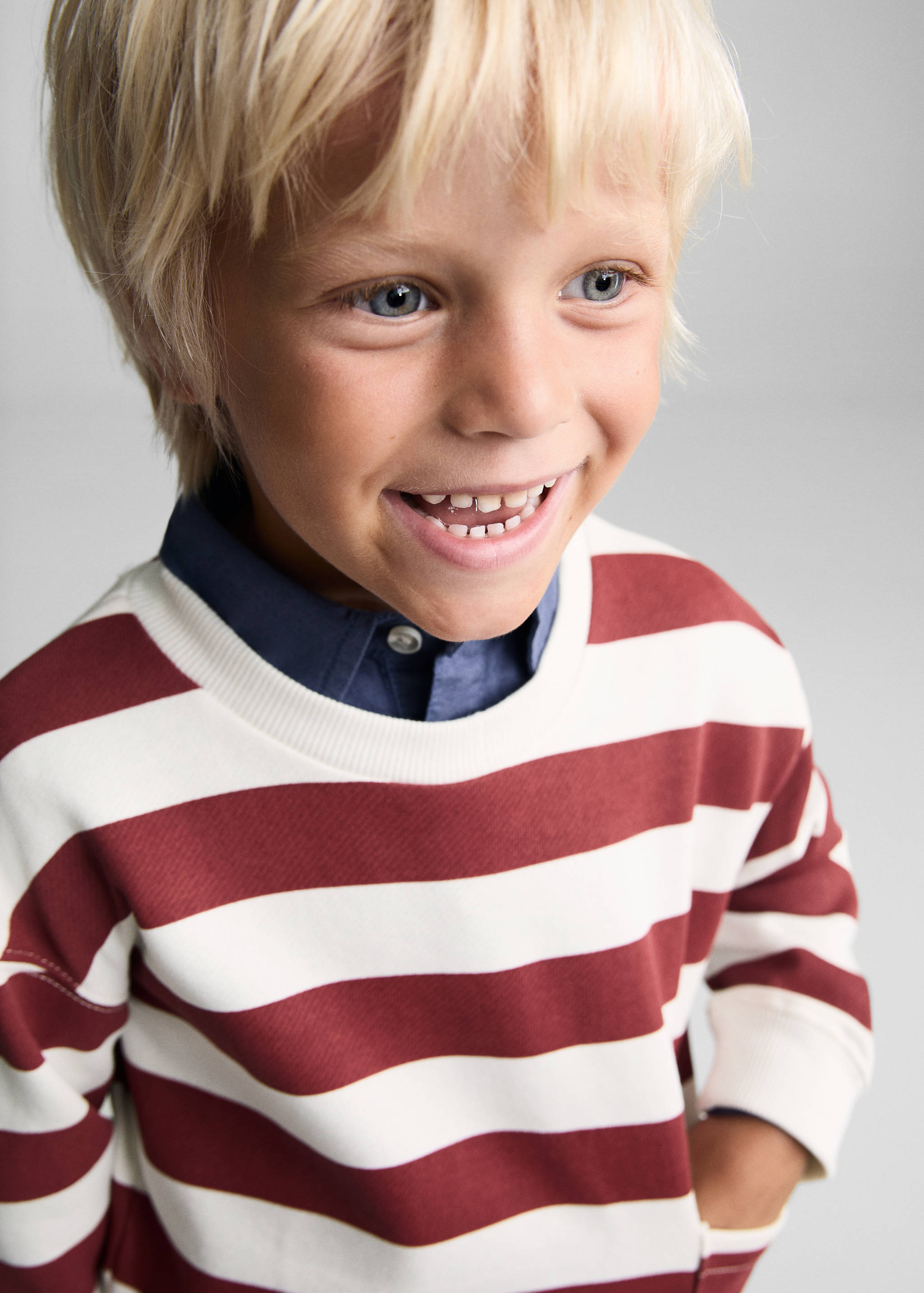 Striped print sweatshirt - Details of the article 1