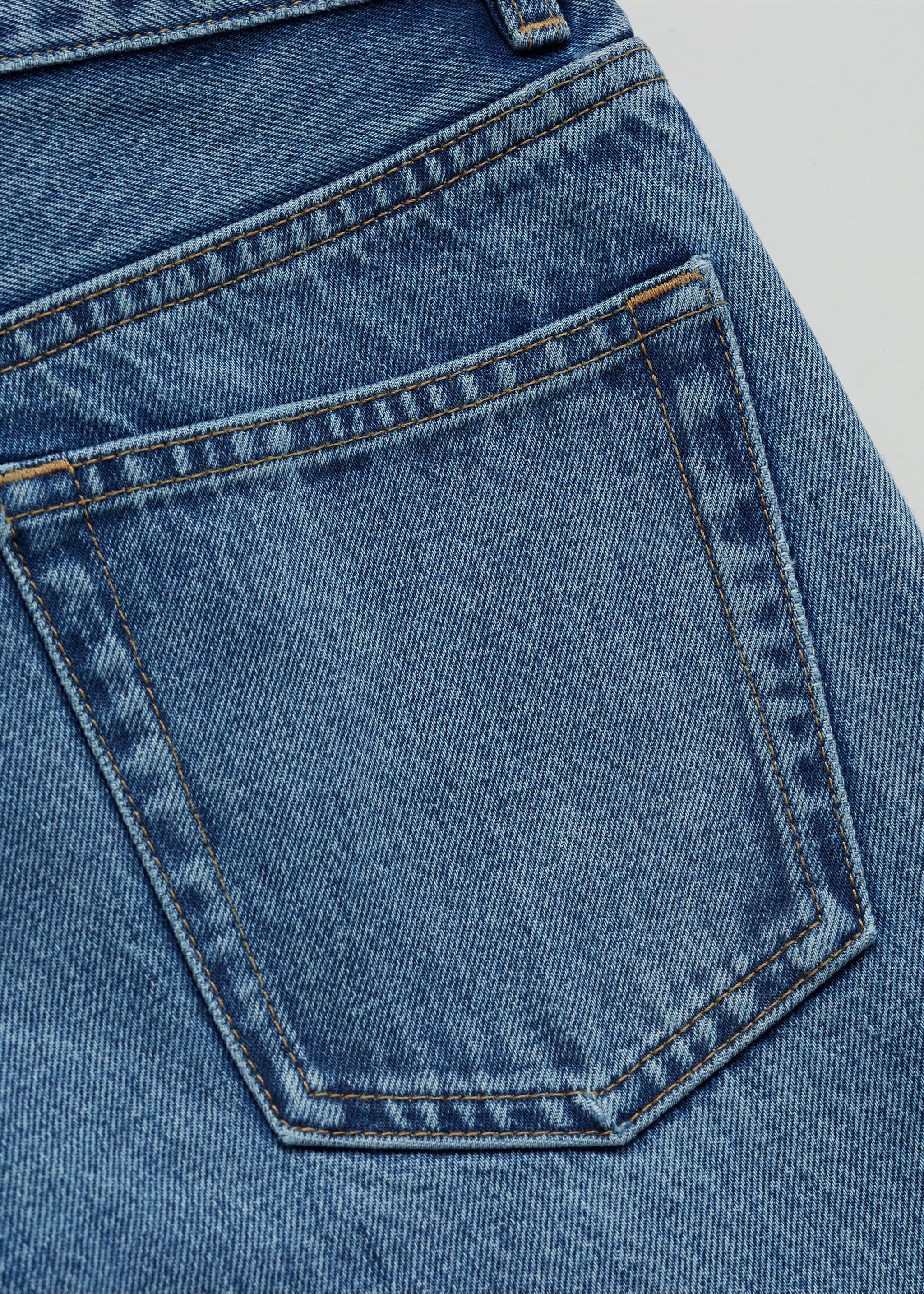 Miami medium-rise straight-fit jeans - Details of the article 0, Medium Blue. Ref: 77014019-00.