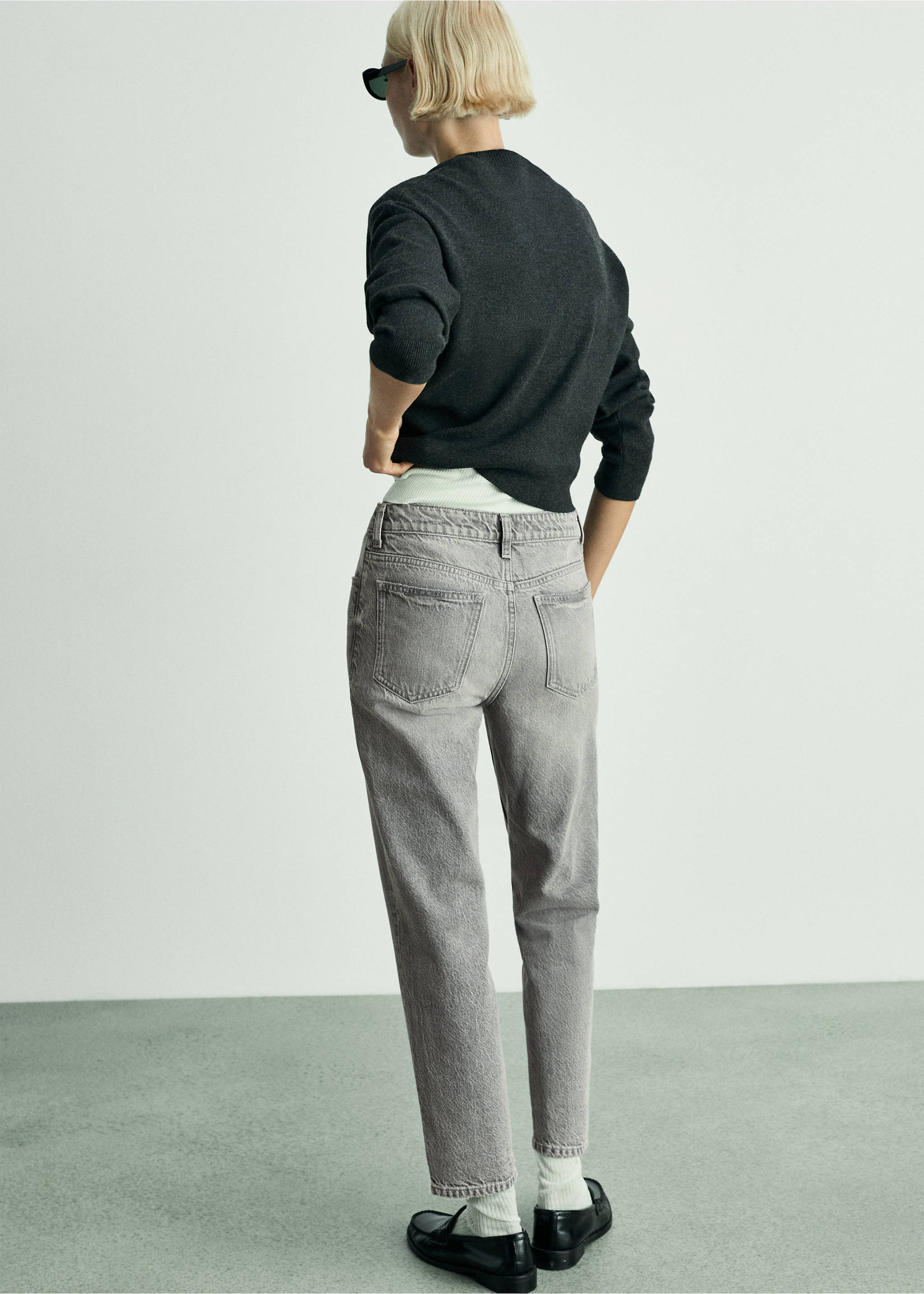Mom2000 high-waist mom jeans - Achterkant van het artikel, Grijs denim. Ref: 77014024-00.