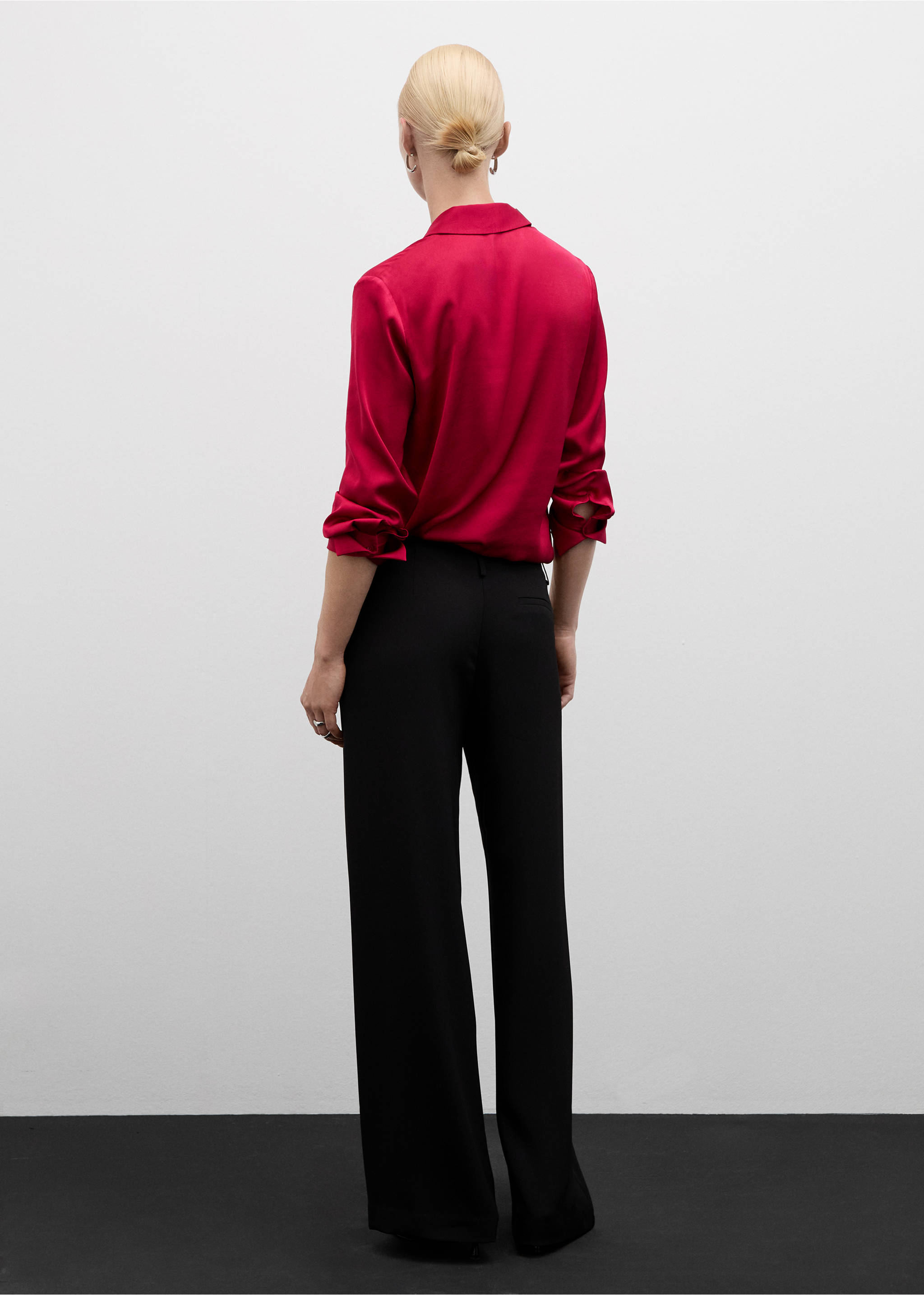 Satin finish flowy shirt - Reverse of the article, Fuchsia. Ref: 77014032-00.