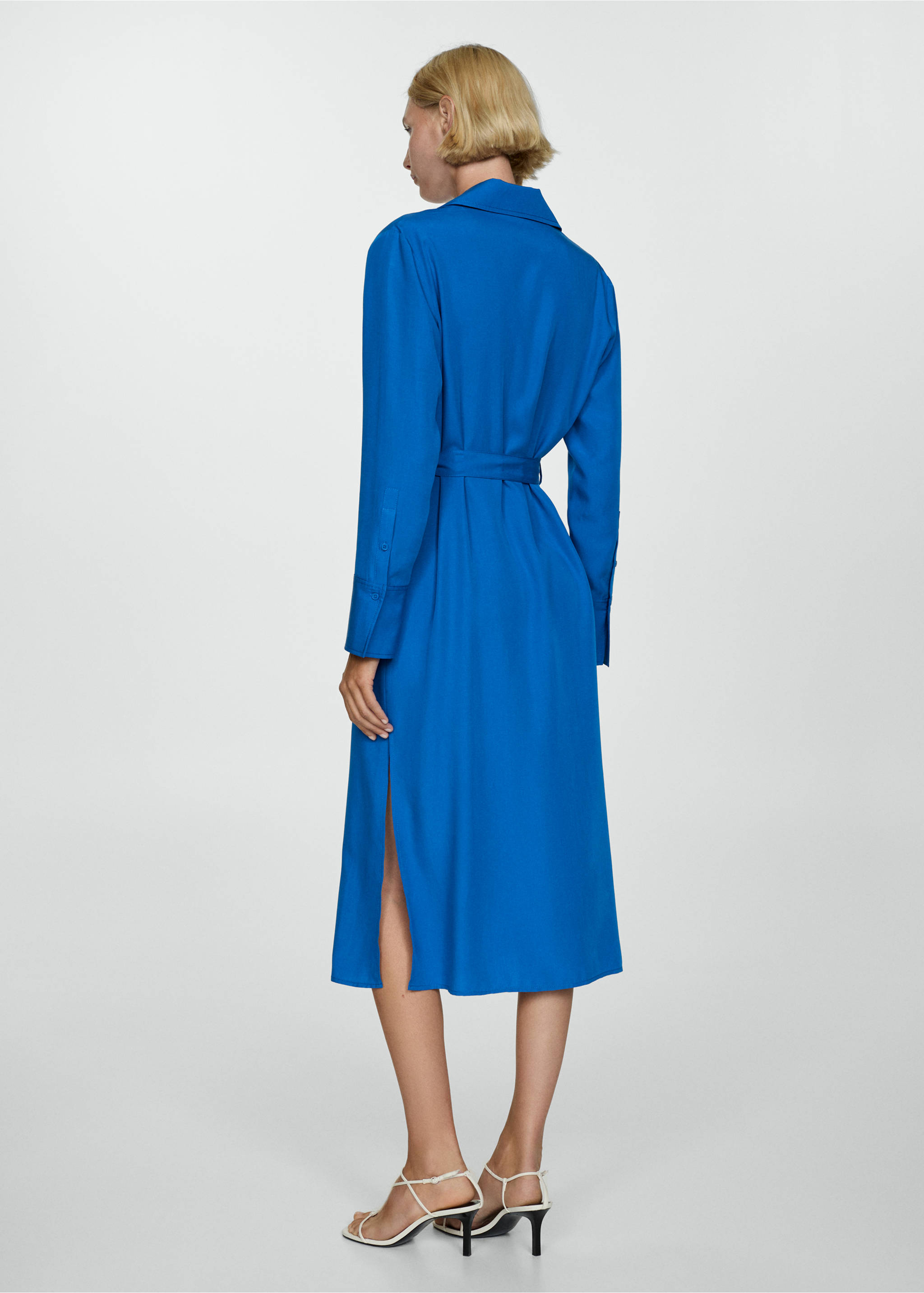 Hemdblusenkleid aus Lyocell mit Schleife - Rückseite des Artikels, Blau. Ref: 77014037-00.