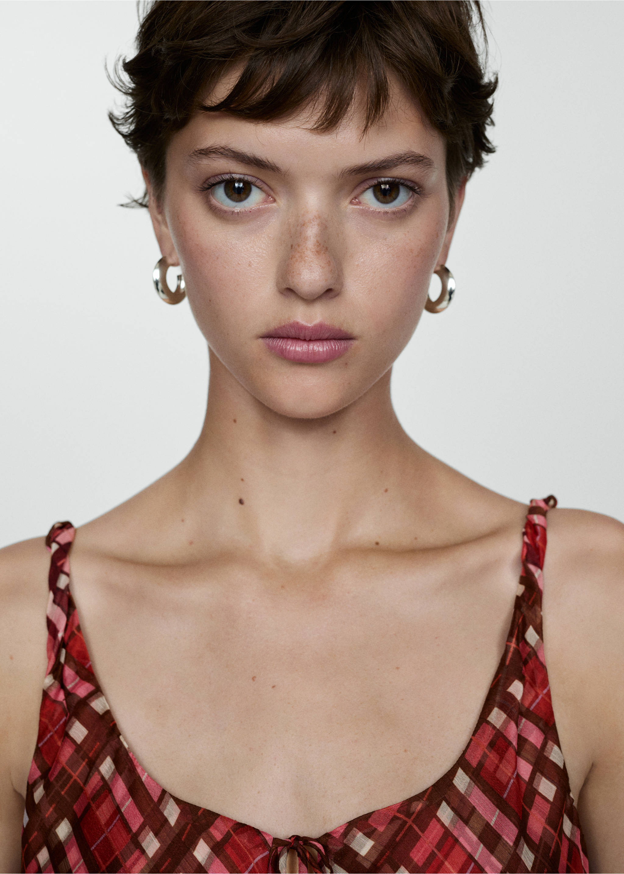 Check long dress - Details of the article 1, Maroon. Ref: 77014038-00.