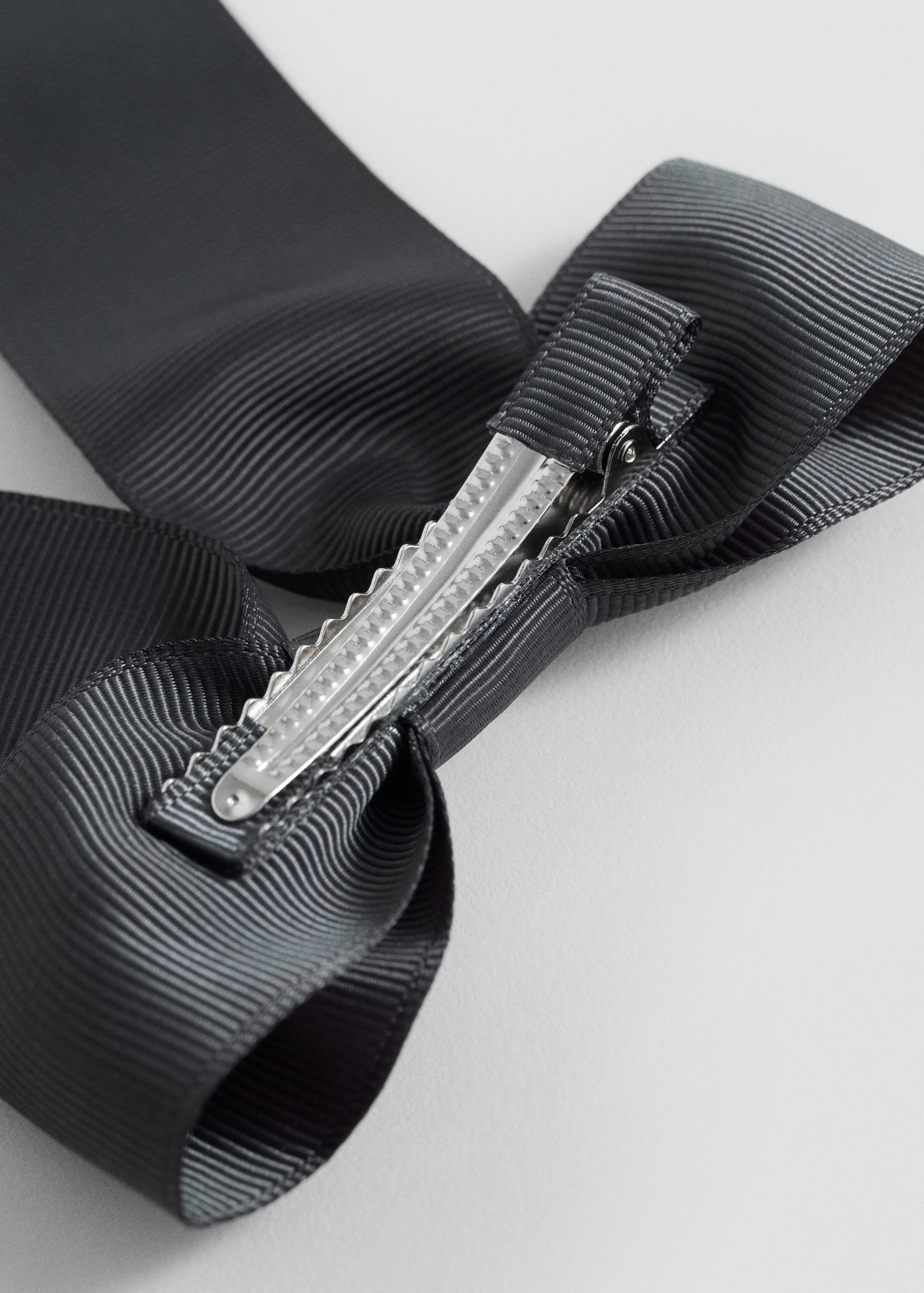 Bow hairclip - Medium plane