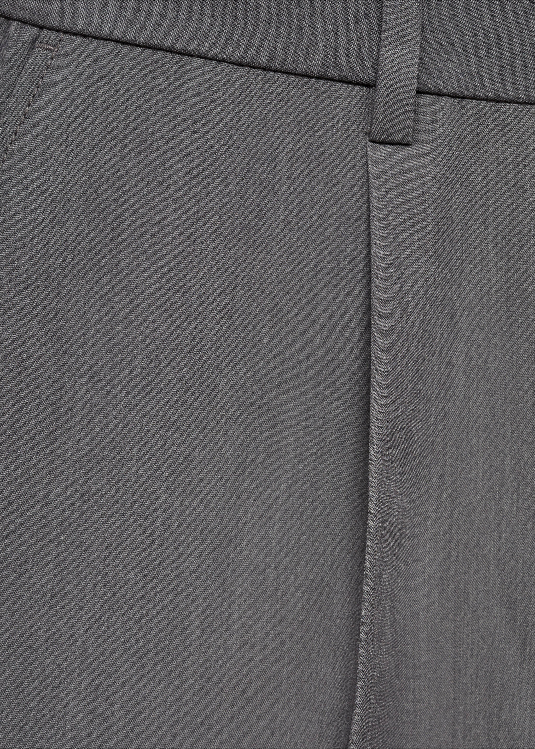 Fließende Regular Fit-Bundfaltenhose - Detail des Artikels 0, Grau. Ref: 77014437-00.
