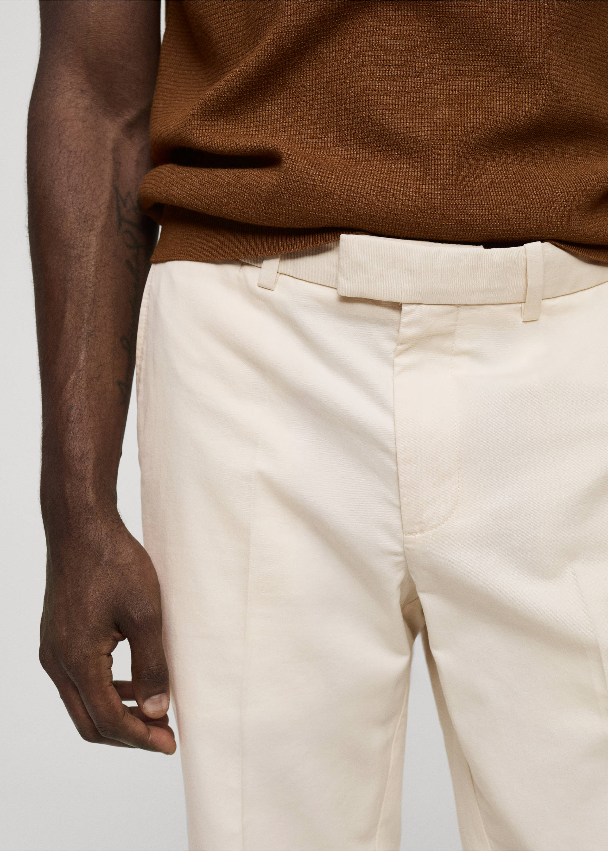 Regular-fit tencel cotton trousers - Details of the article 1, Ecru. Ref: 77014438-00.