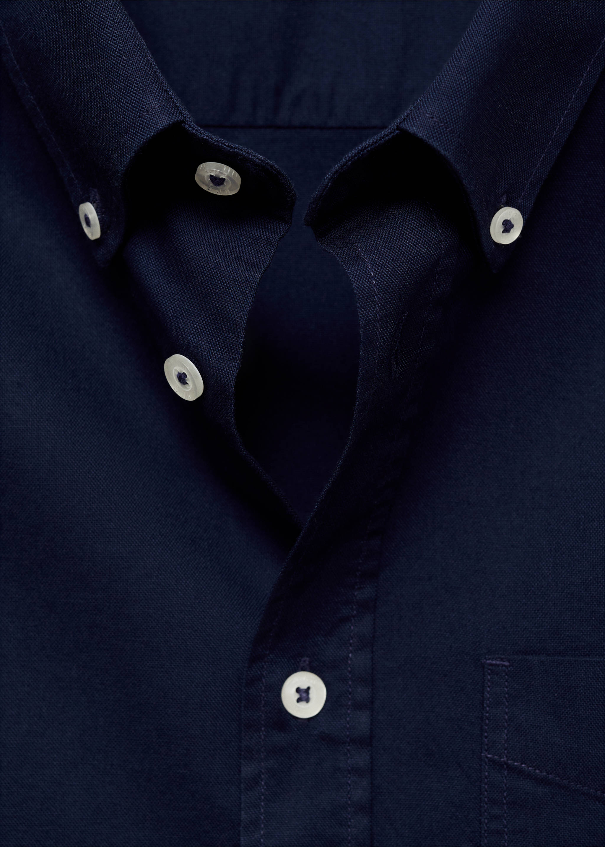 Chemise regular fit coton Oxford - Détail de l'article 8, Bleu marine foncé. Ref: 77014442-00.