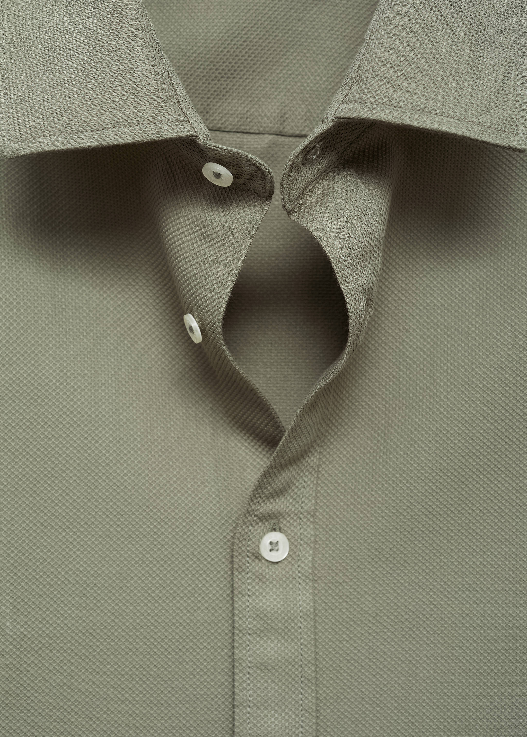 Strukturiertes Regular Fit-Hemd aus 100 % Baumwolle - Detail des Artikels 8