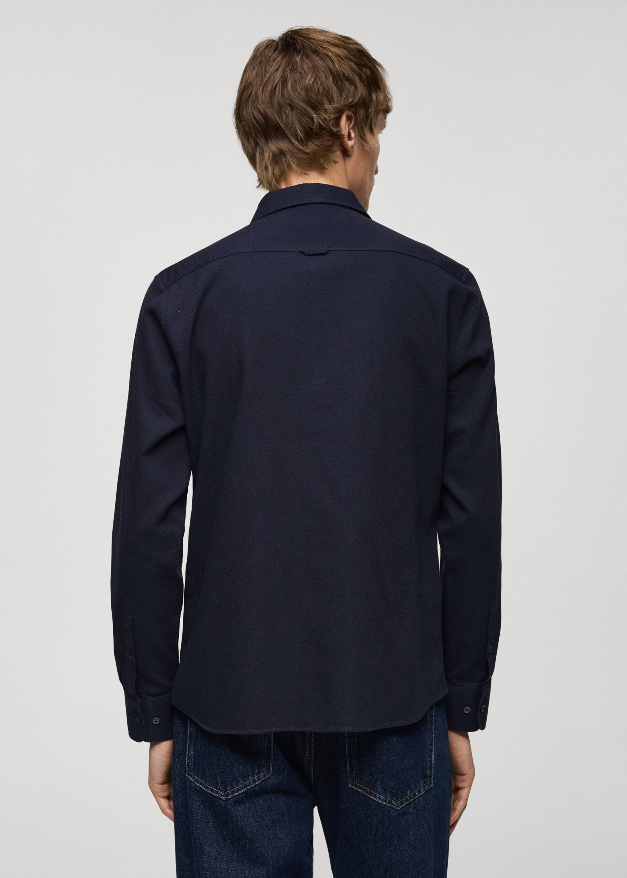 Strukturiertes Regular Fit-Hemd aus 100 % Baumwolle - Rückseite des Artikels