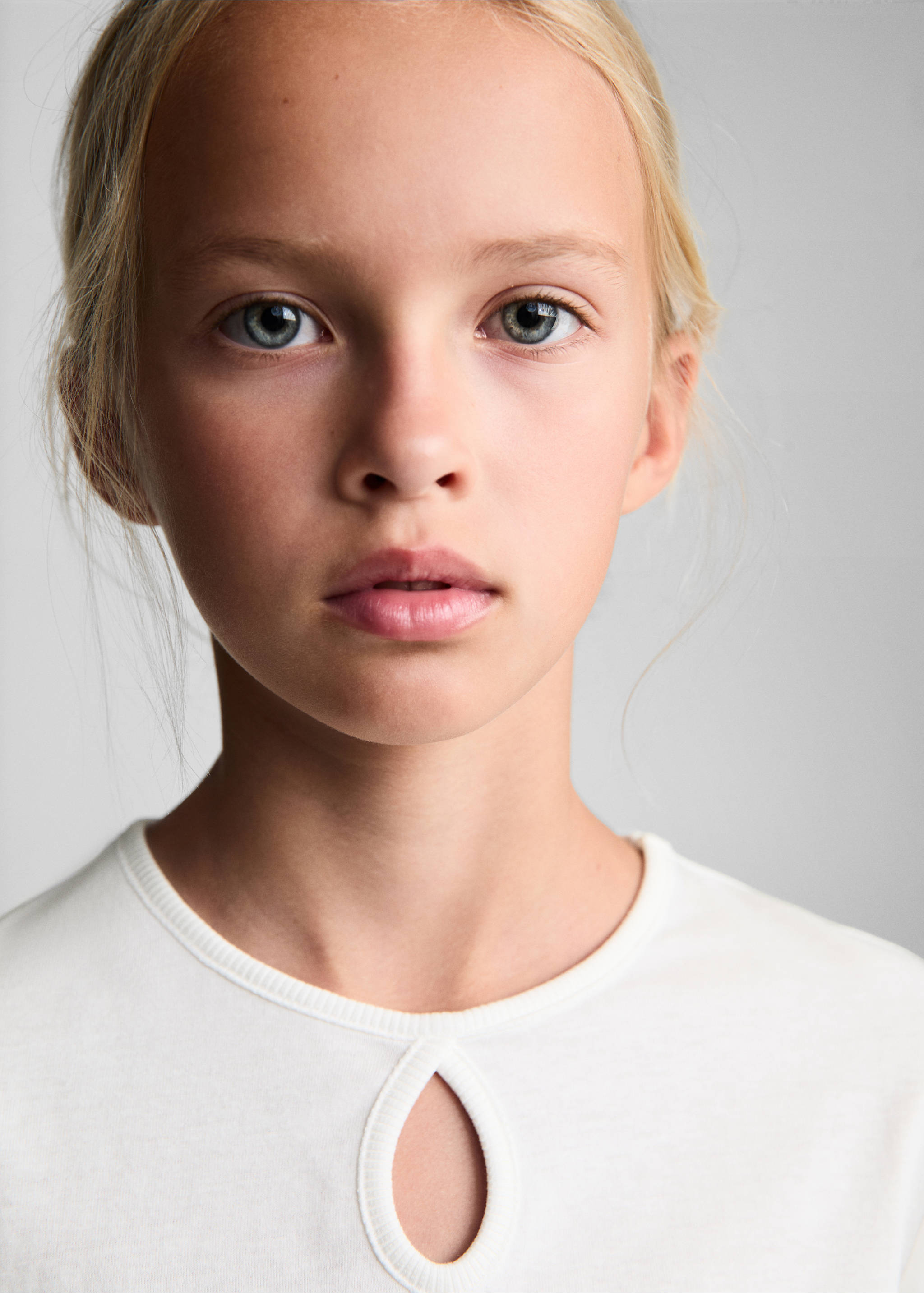 Long sleeve cotton t-shirt - Details of the article 1, Off White. Ref: 77014452-00.