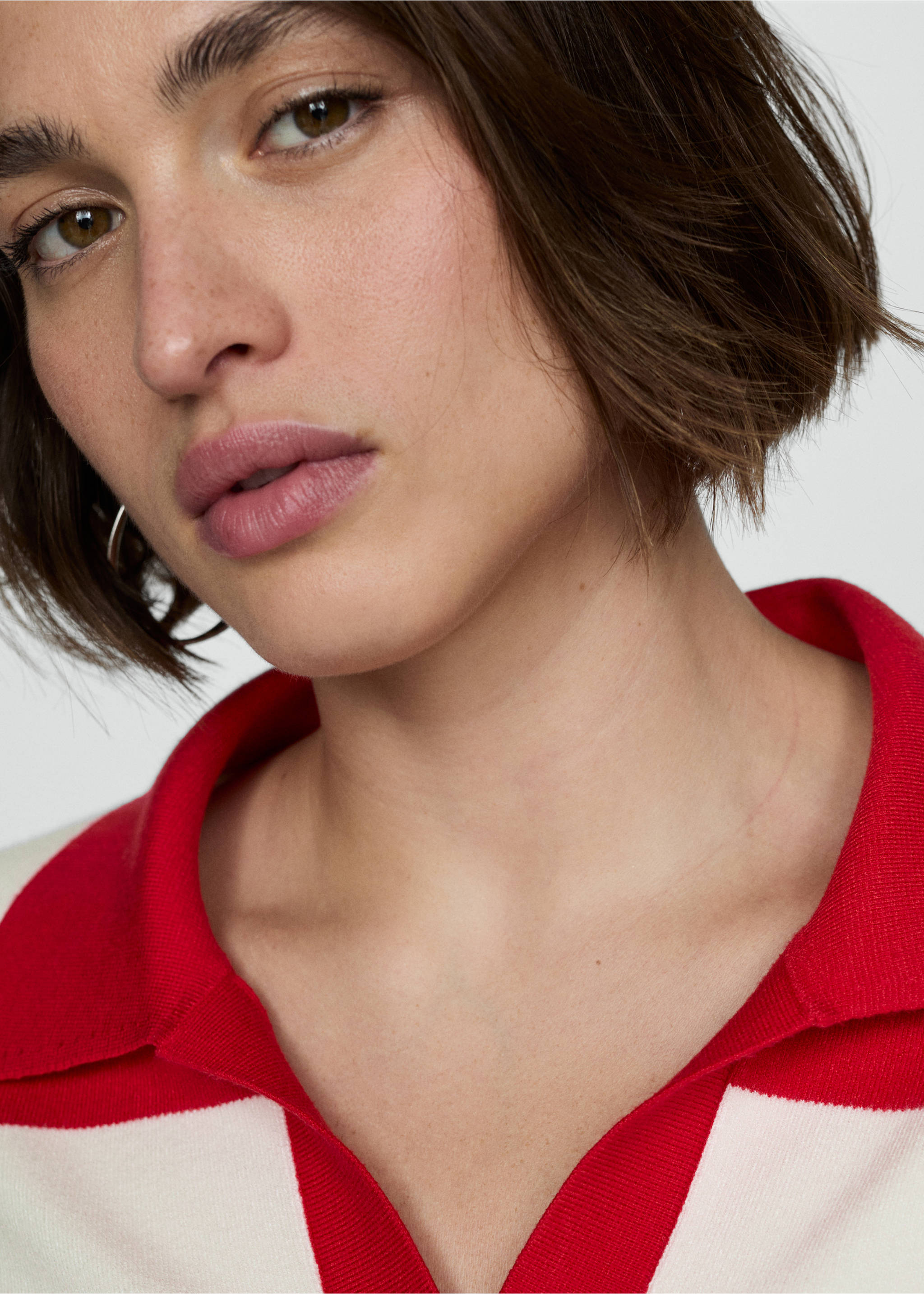 Striped polo-neck sweater - Details of the article 4, Red. Ref: 77014763-00.