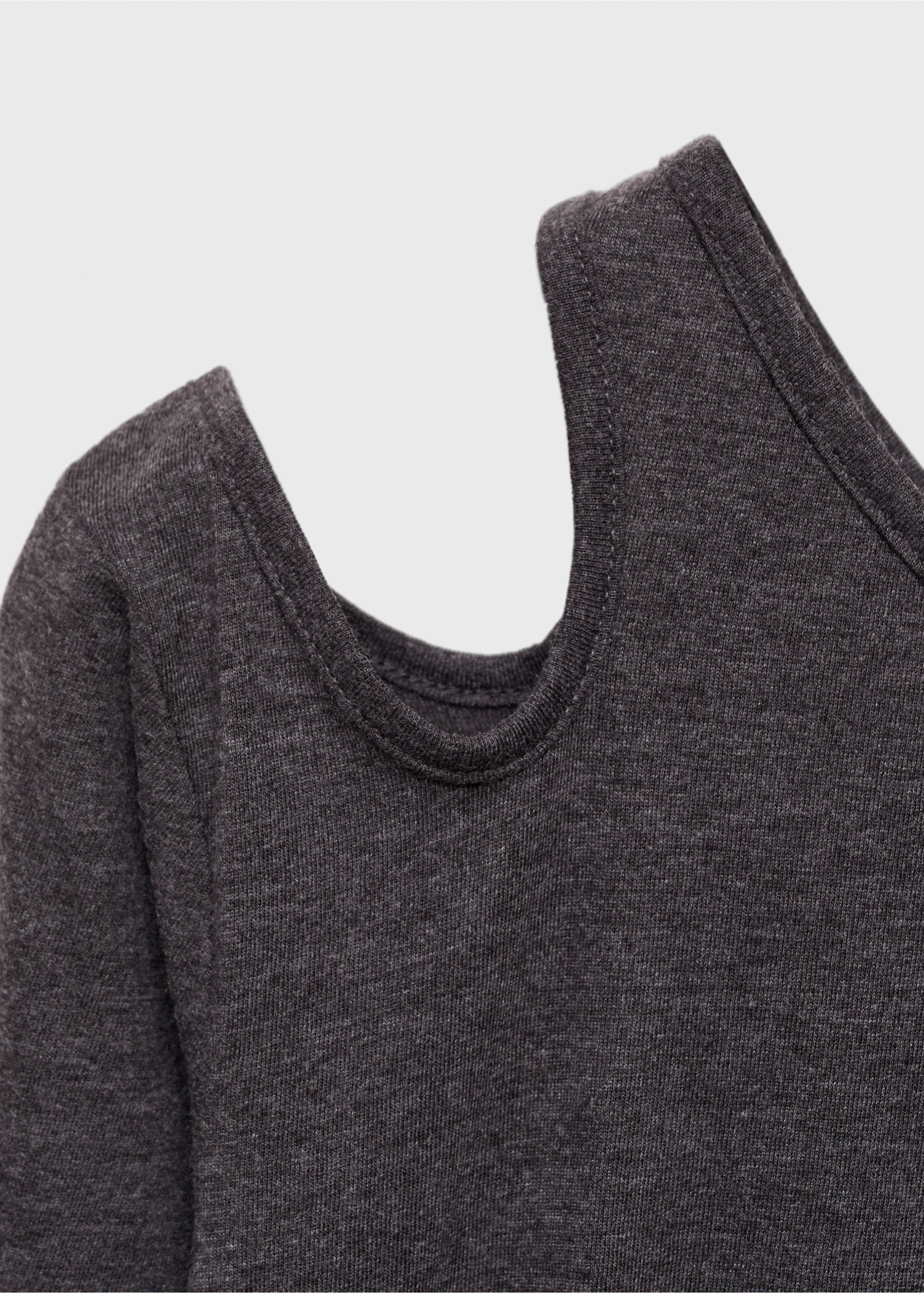 Camiseta algodón asimétrica - Detalle del artículo 8, Gris. Ref: 77014785-00.