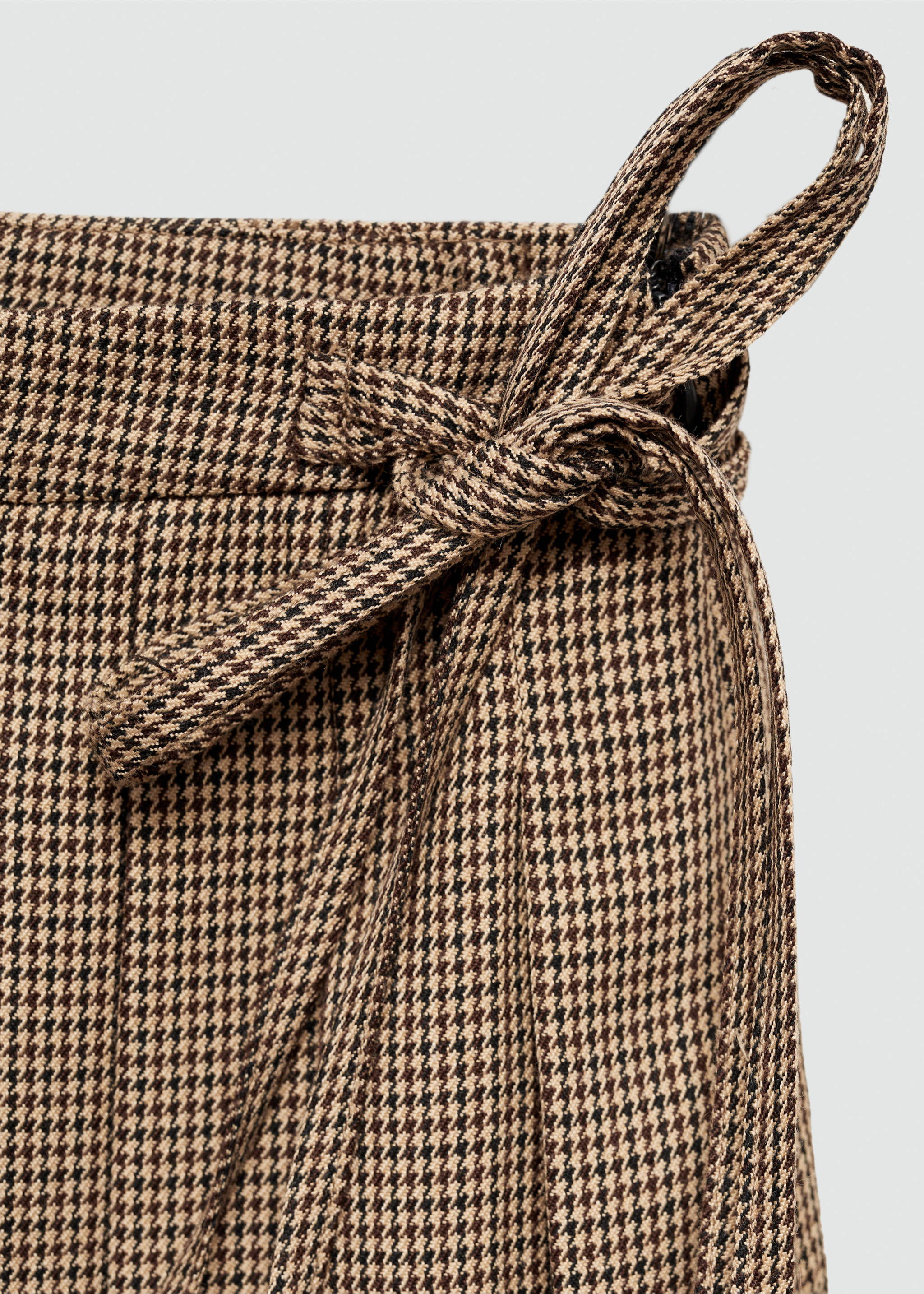 Houndstooth mini-skirt - Details of the article 8, Brown. Ref: 77014787-00.