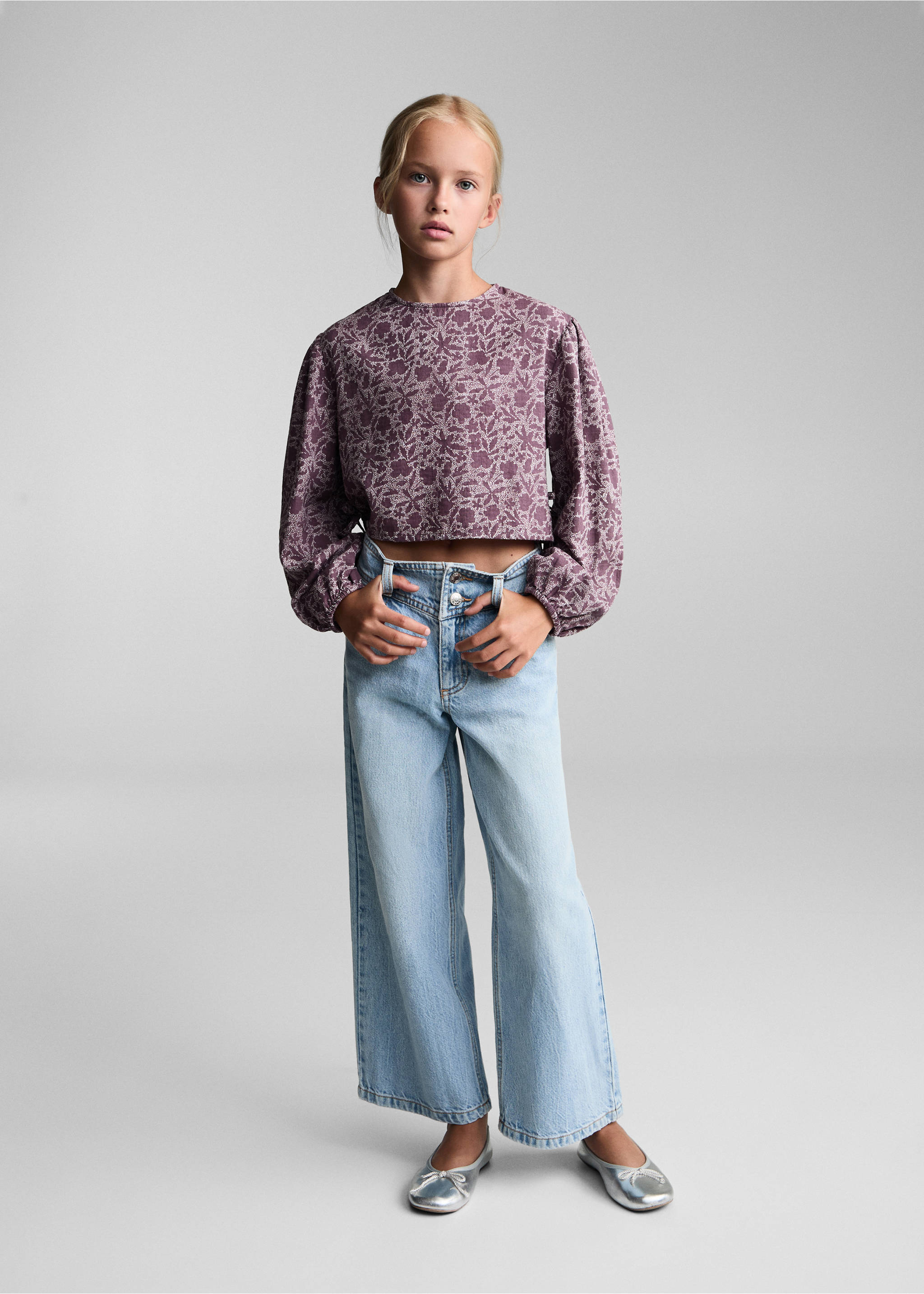 Floral print blouse - Details of the article 2, Maroon. Ref: 77014797-00.