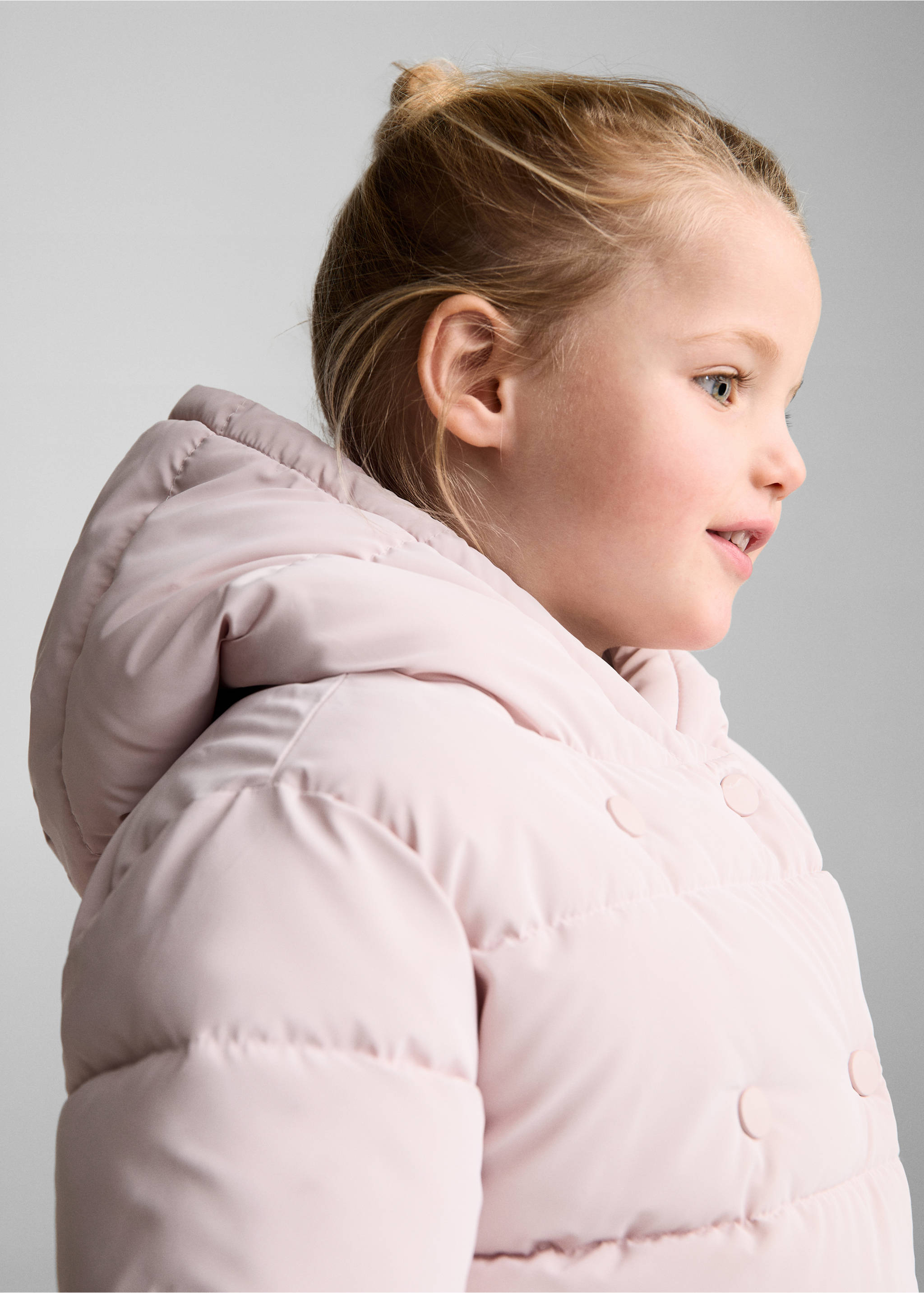 Steppanorak mit Innenfutter aus Plüsch - Detail des Artikels 1, Pastellrosa. Ref: 77015149-00.