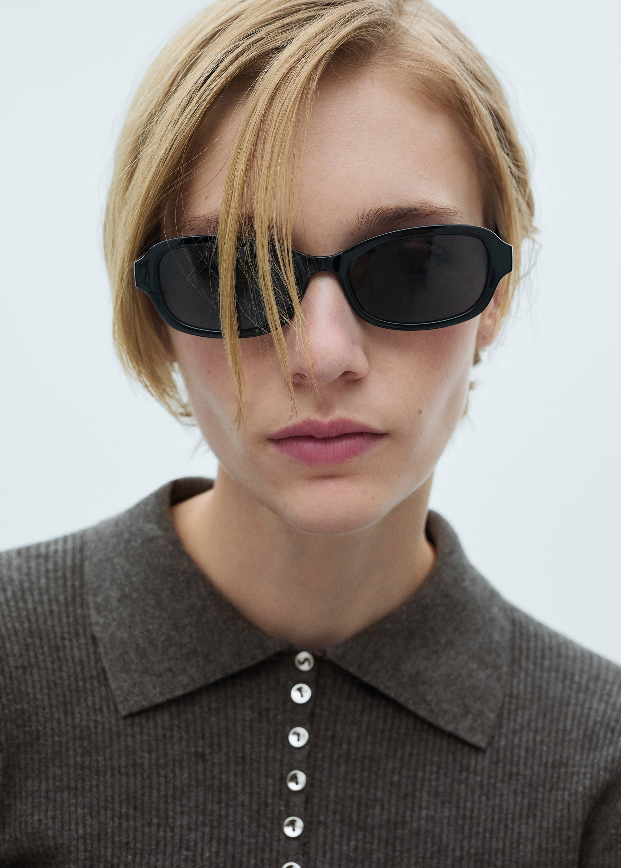 Dekorativa knappar tröja - Detaljer om artikeln 1