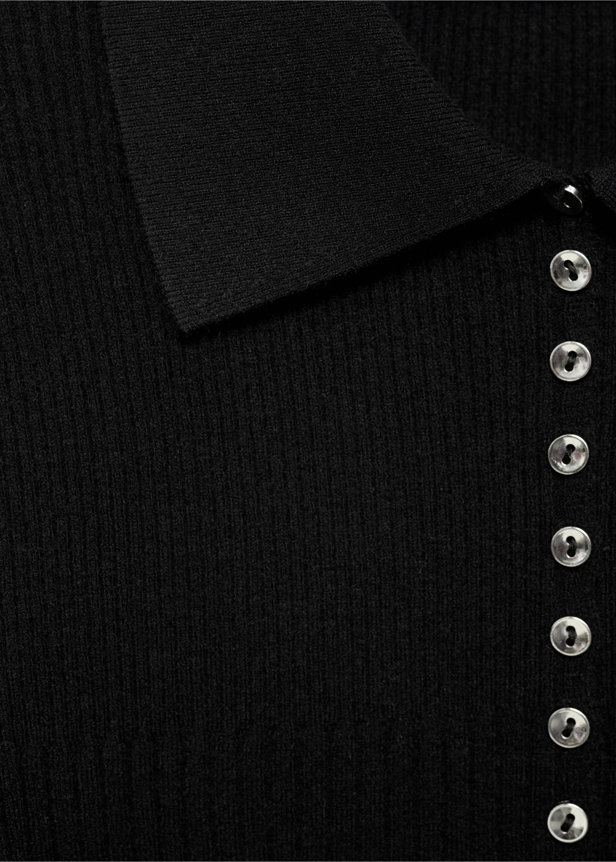 Pull-over avec boutons décoratifs - Détail de l'article 8, Noir. Ref: 77015643-00.