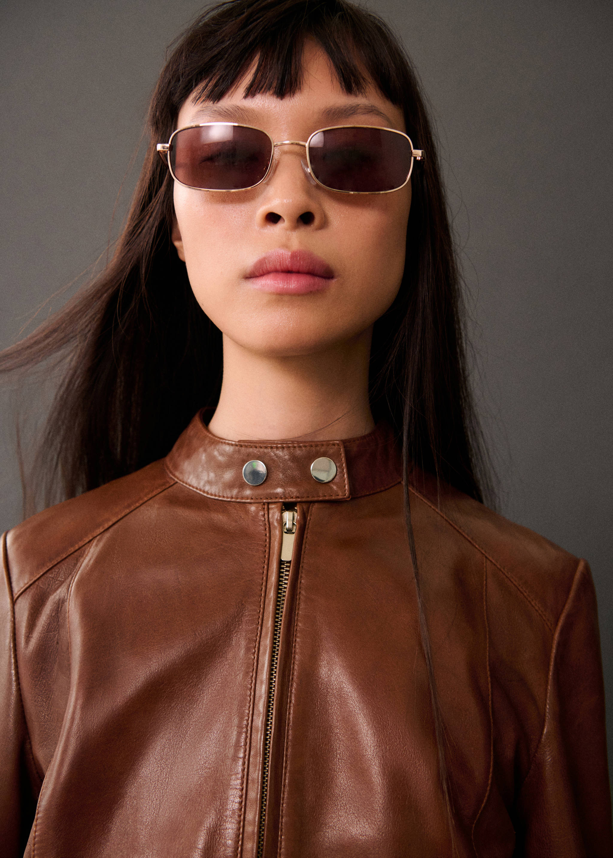 Leather zipper jacket - Details of the article 1