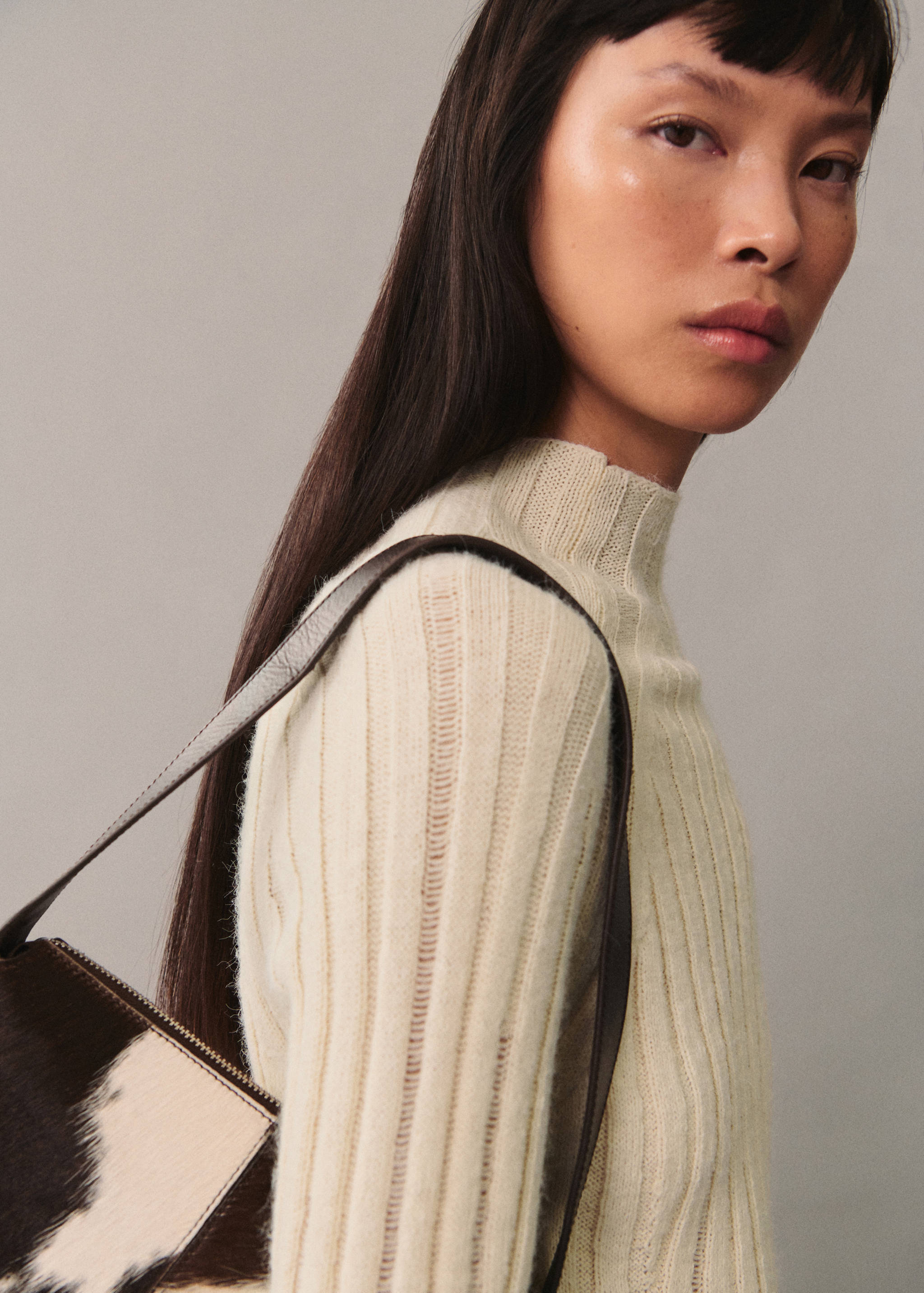 Ribbed knitted sweater - Details of the article 2