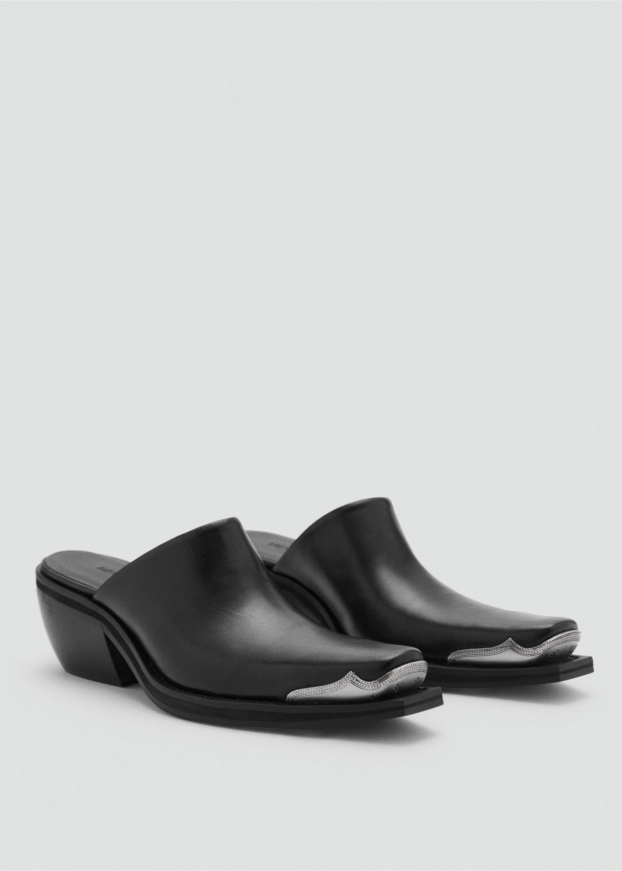 Leather shoes with metallic toe - Medium plane, Black. Ref: 77015668-00.