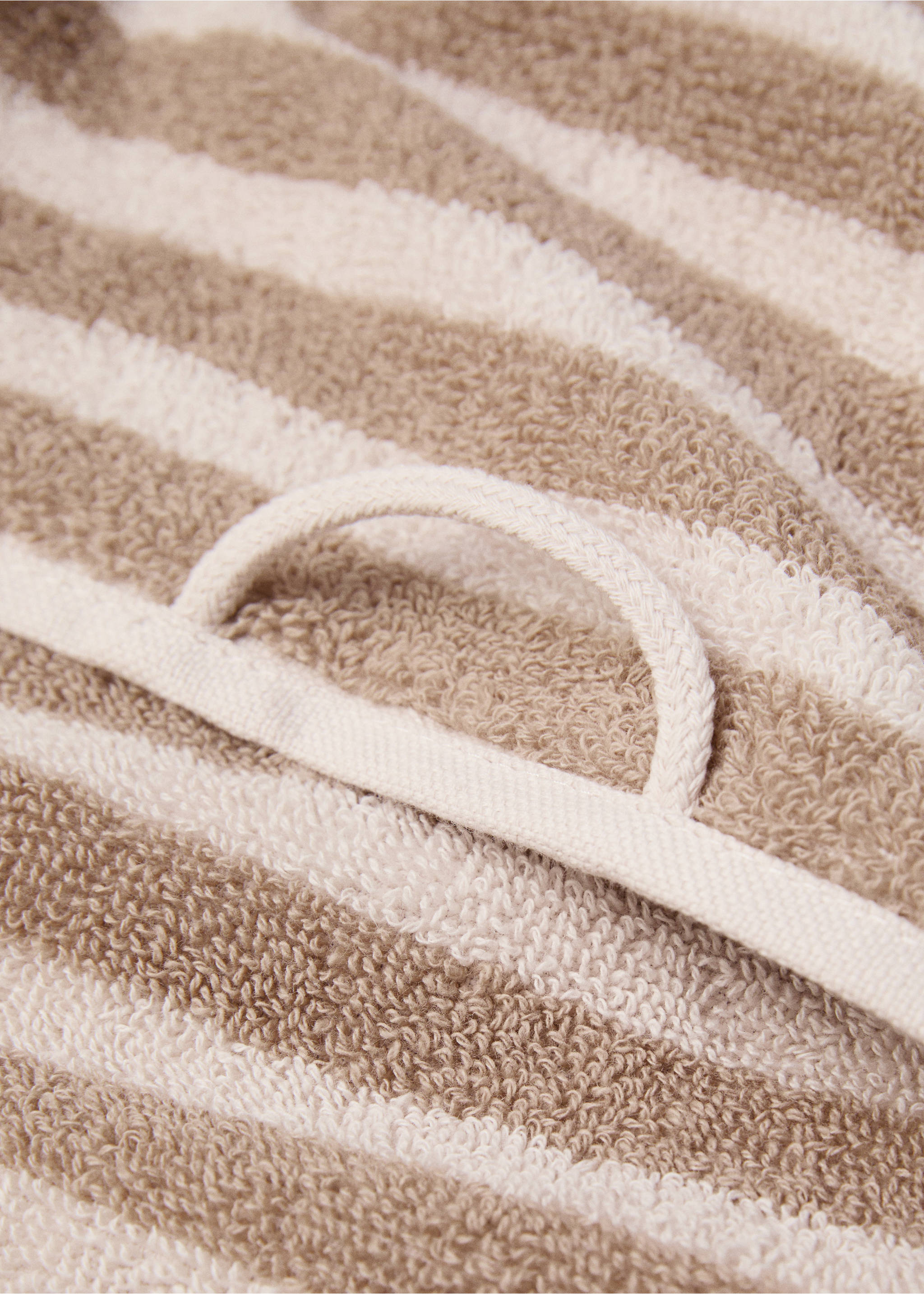 100% katoenen badhanddoek streepdesign 30x50cm - Detail van het artikel 1, Open beige. Ref: 77015675-00.
