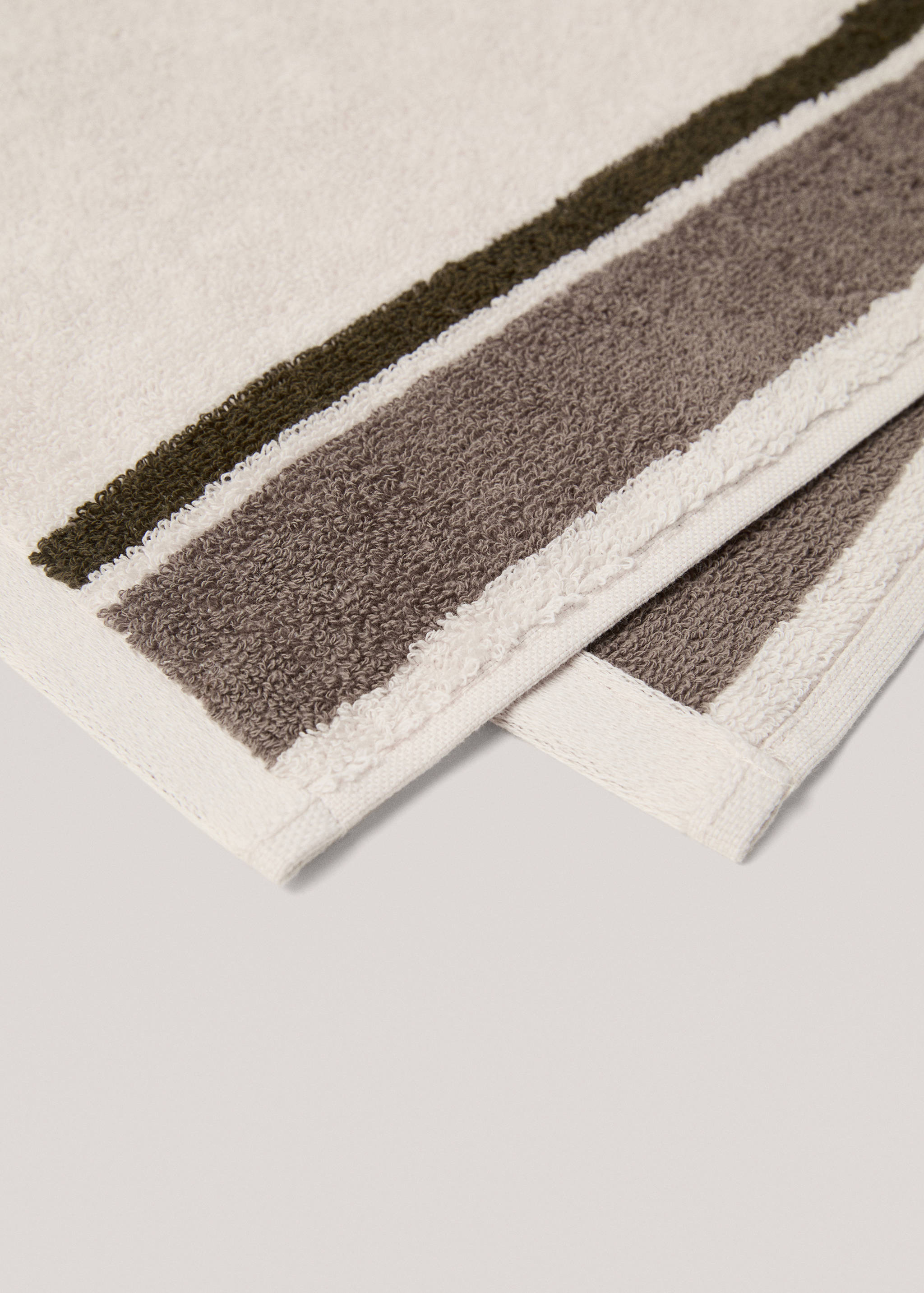 Striped 100% cotton face towel 30x50cm - Details of the article 1