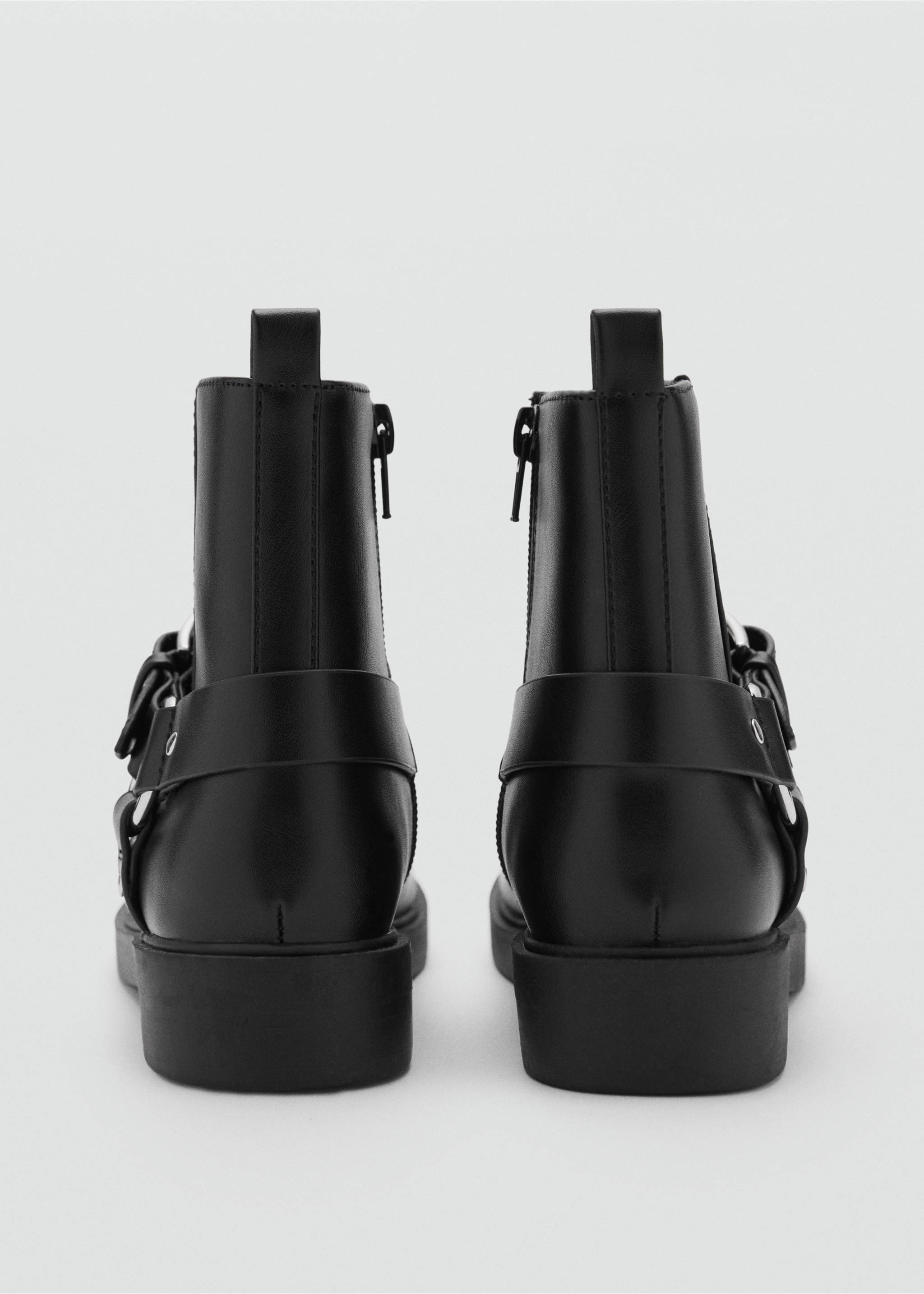 Stiefelette mit Schnallen - Detail des Artikels 1, Schwarz. Ref: 77015970-00.