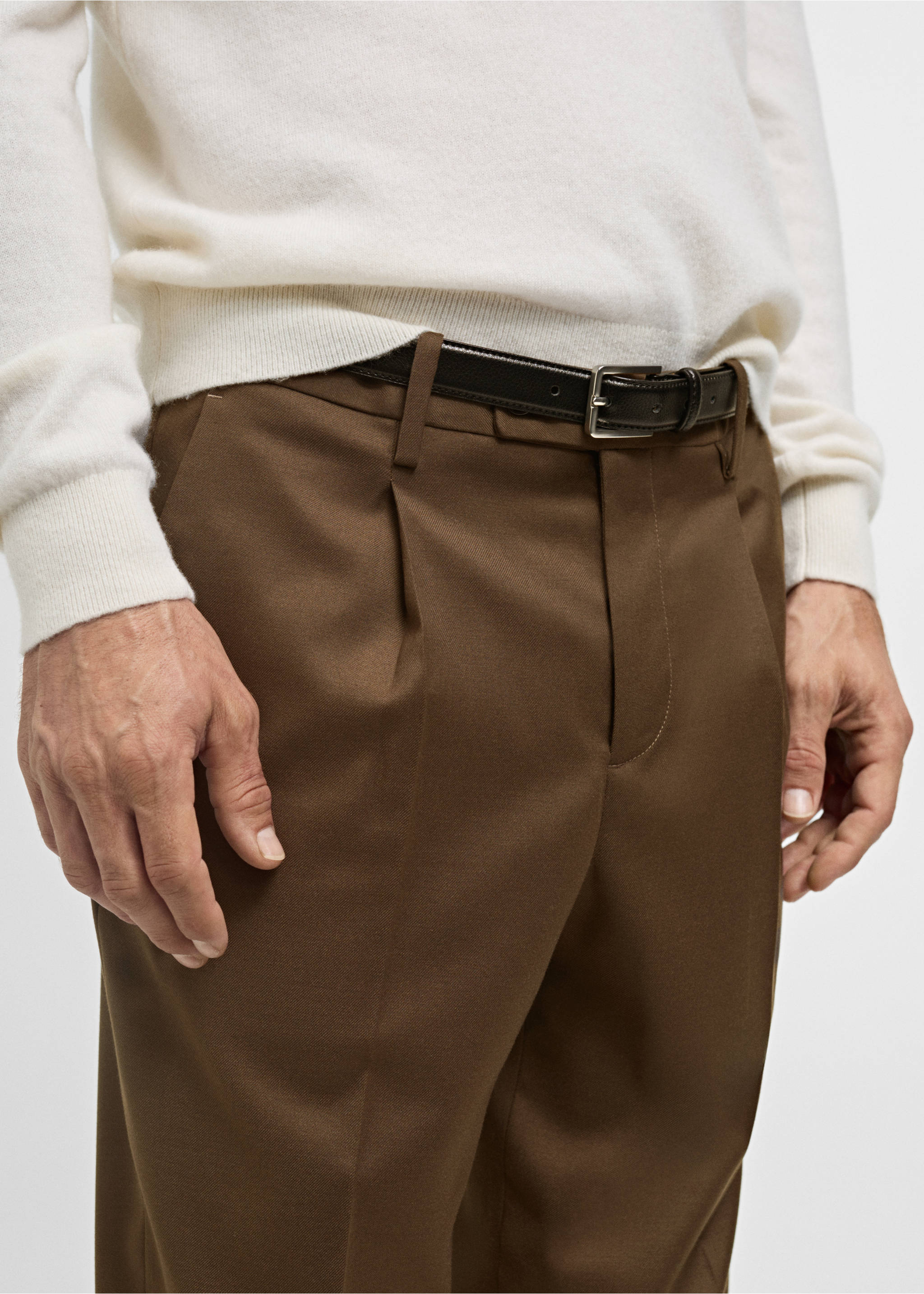 Slim Fit-Anzughose - Detail des Artikels 1, Braun. Ref: 77015975-00.