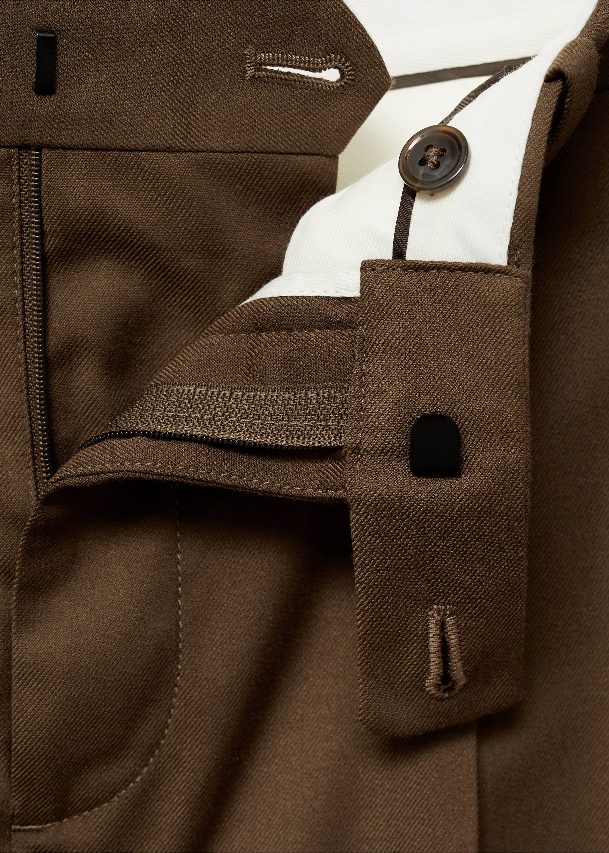 Slim Fit-Anzughose - Detail des Artikels 0, Braun. Ref: 77015975-00.