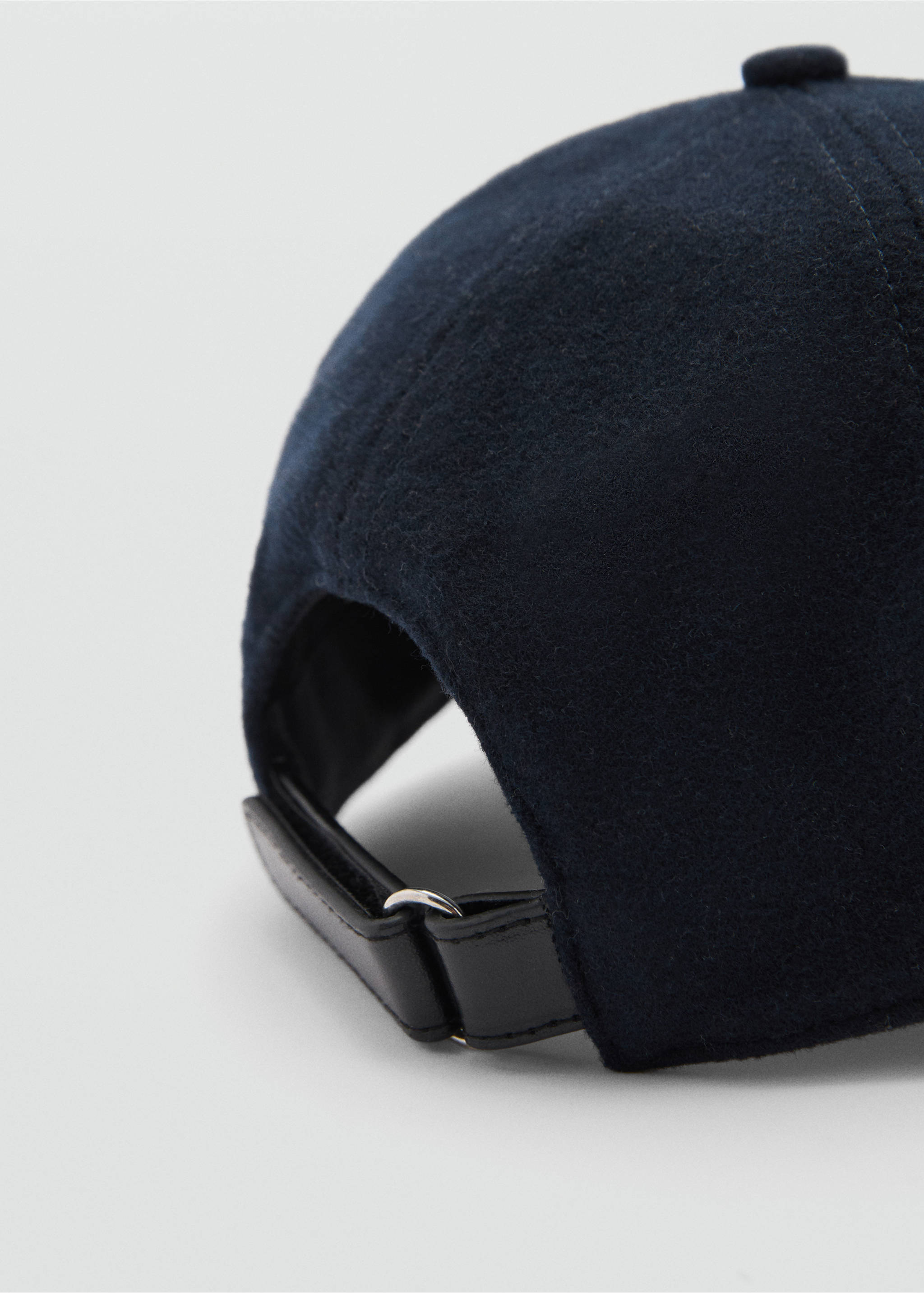 Casquette en laine - Détail de l'article 1, Bleu marine foncé. Ref: 77015979-00.