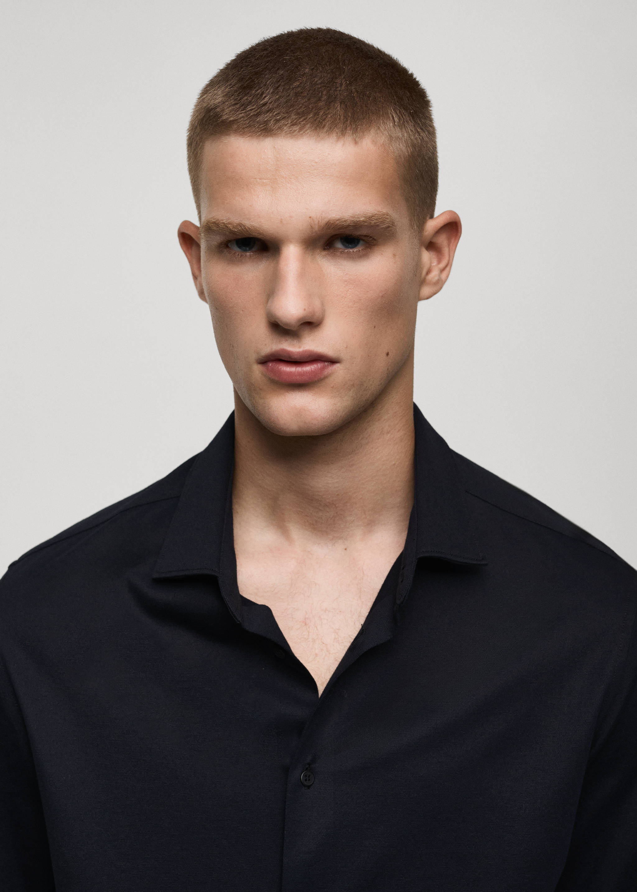 Knitterfreies Regular Fit-Hemd - Detail des Artikels 1