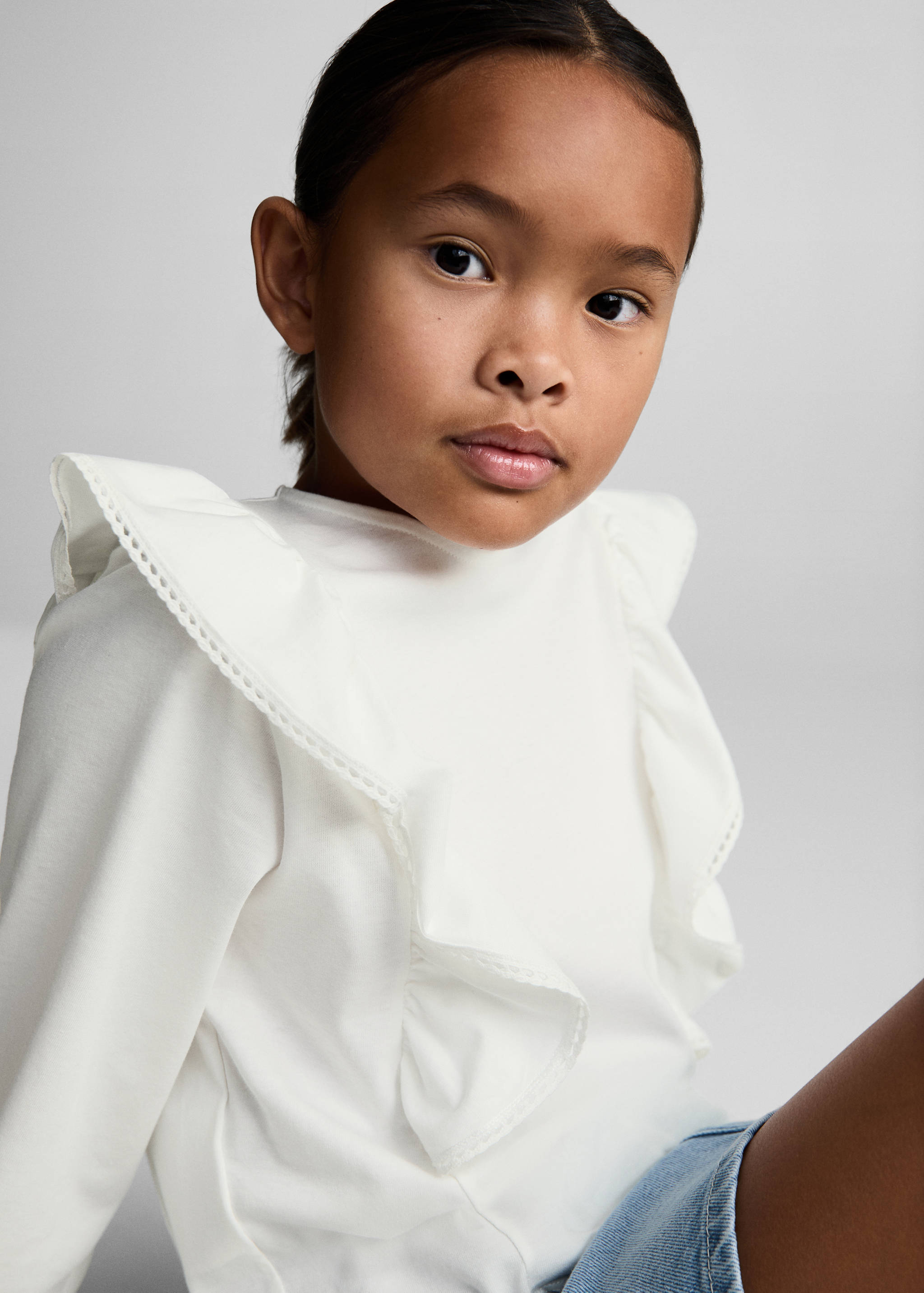 Volangblus med detaljer - Detaljer om artikeln 1