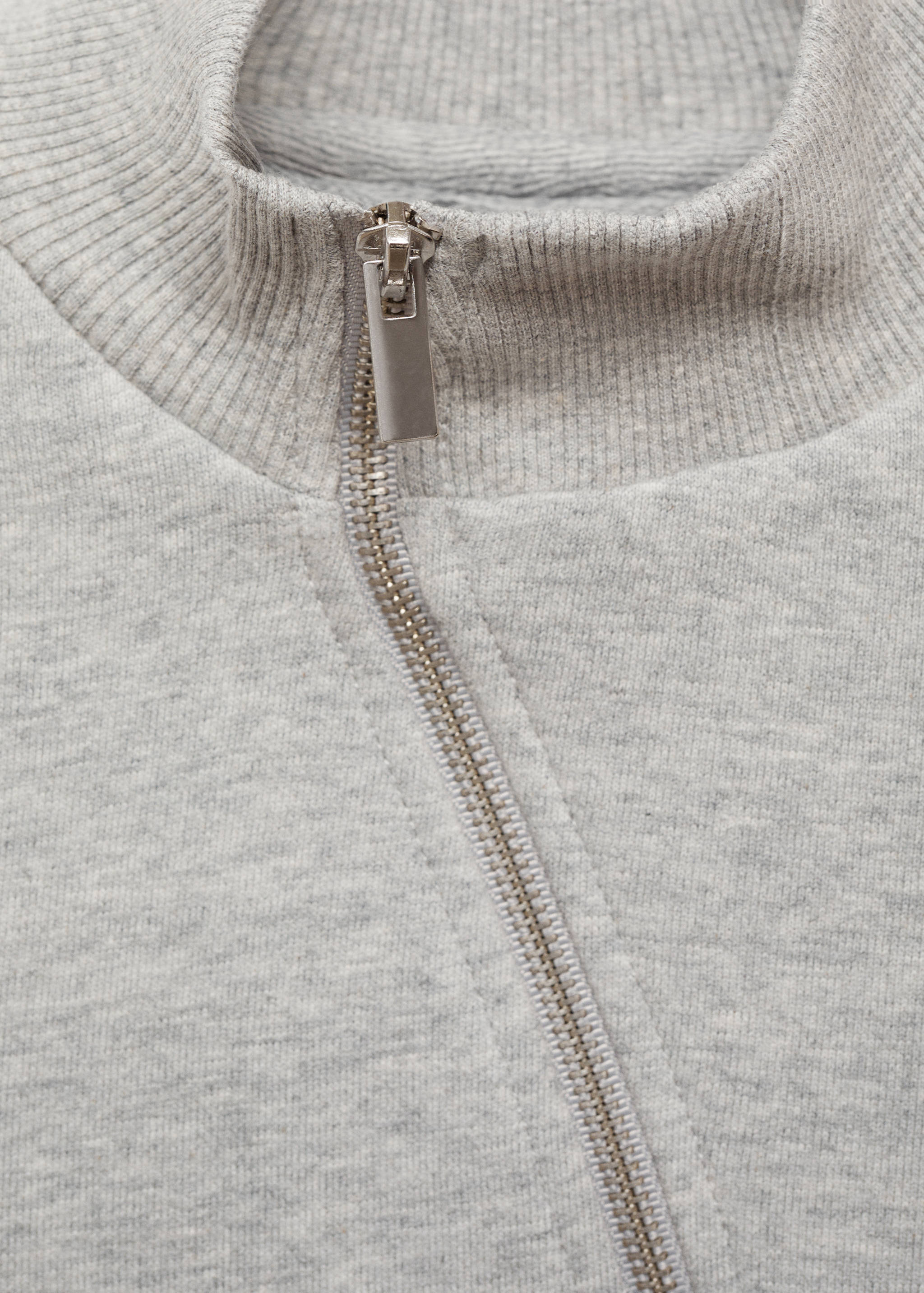 Sweatshirt with asymmetrical zip - Details of the article 8