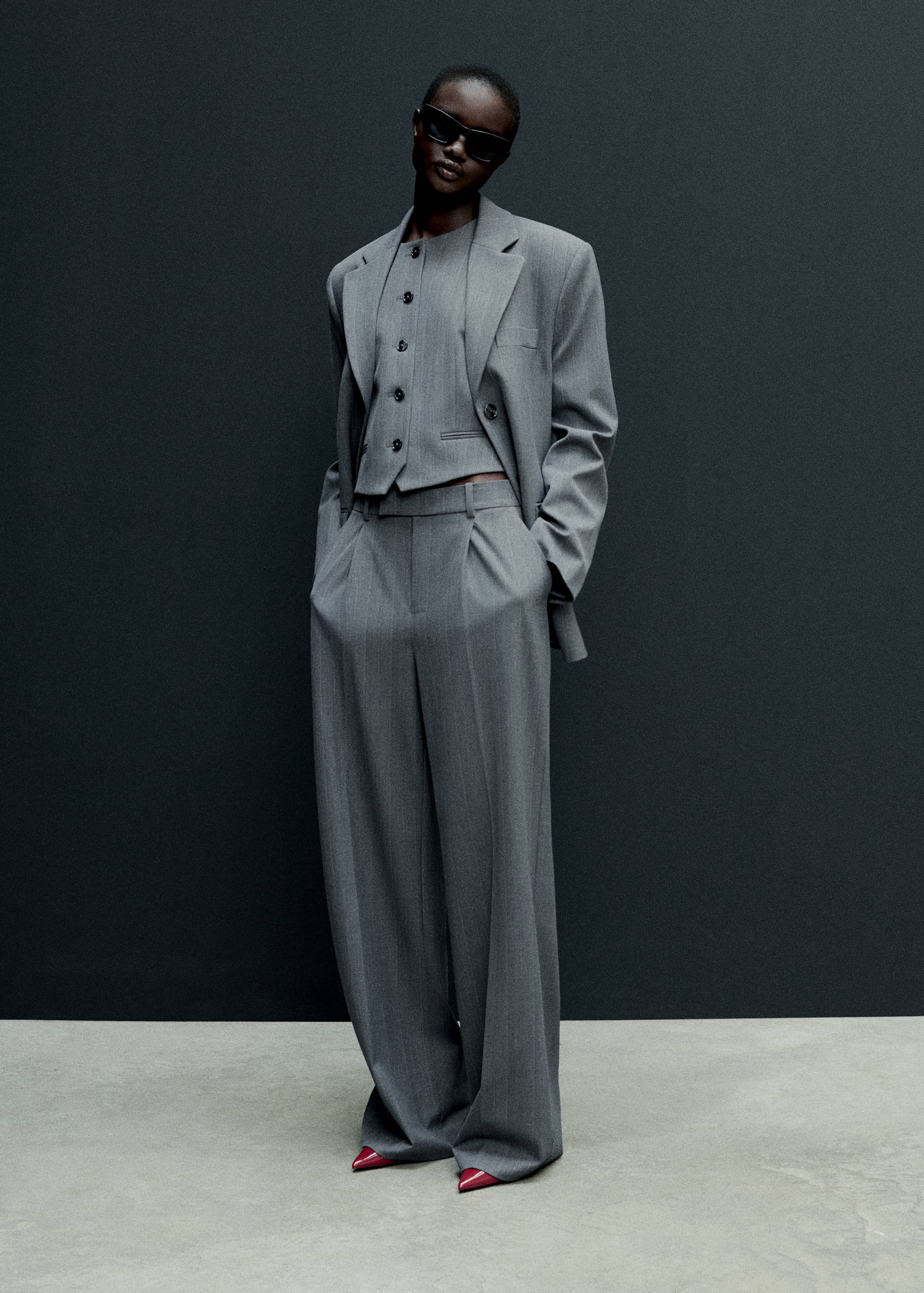 Nålrandiga kostymbyxor - Detaljer om artikeln 7