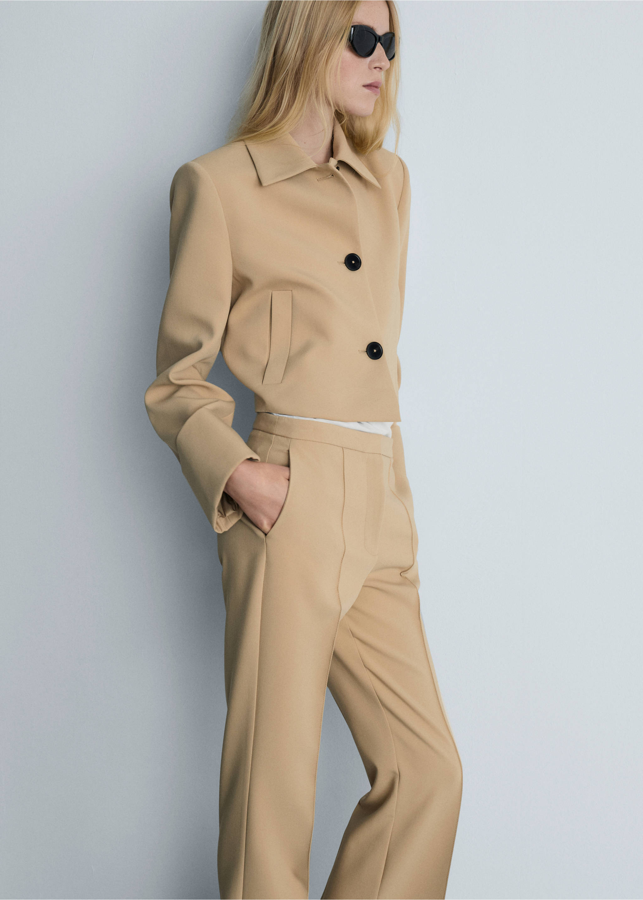 Pantalon de costume flare - Détail de l'article 1, Marron moyen. Ref: 77016729-00.