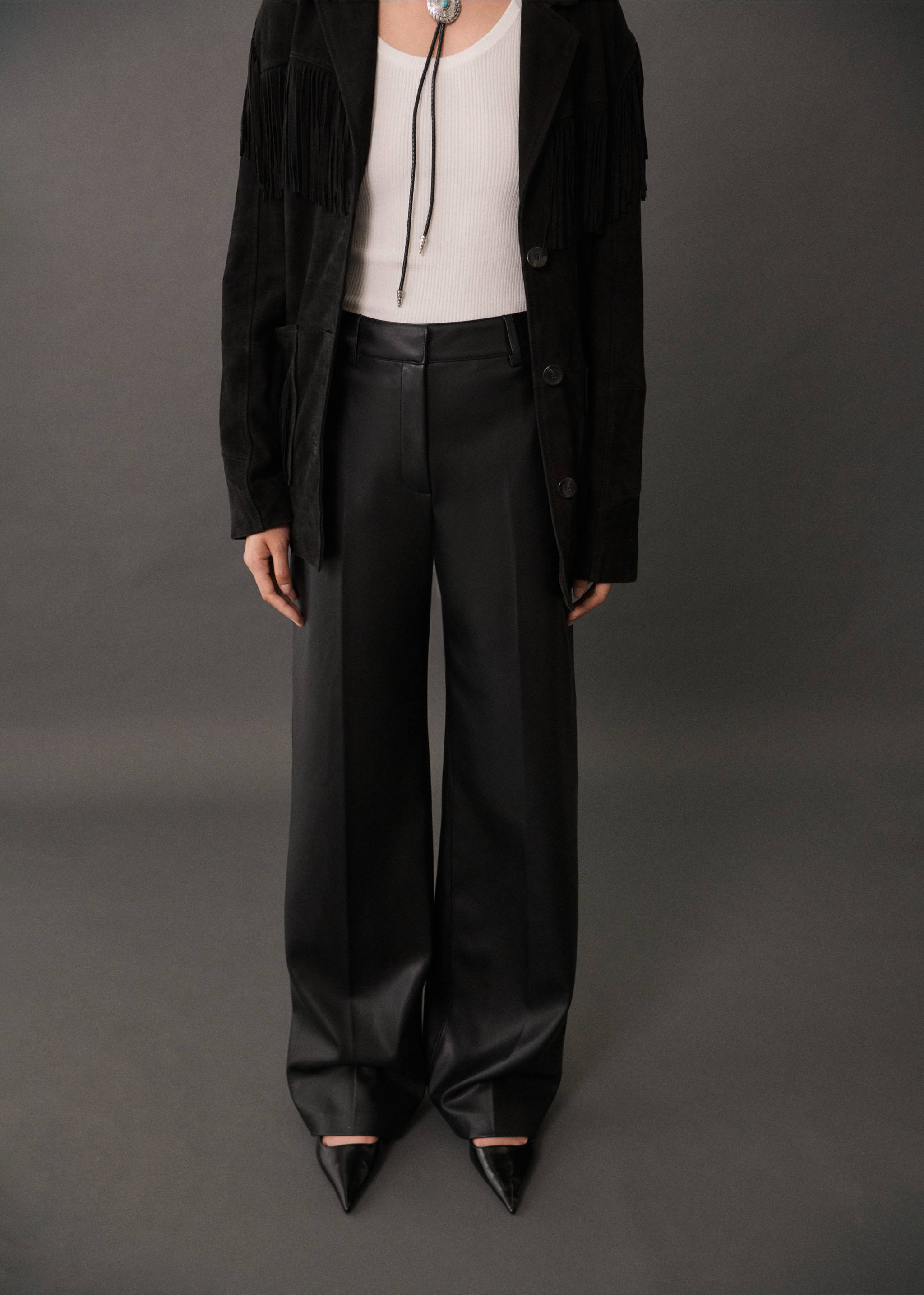 Wideleg broek van imitatieleer - Middenvlak, Zwart. Ref: 77016734-00.