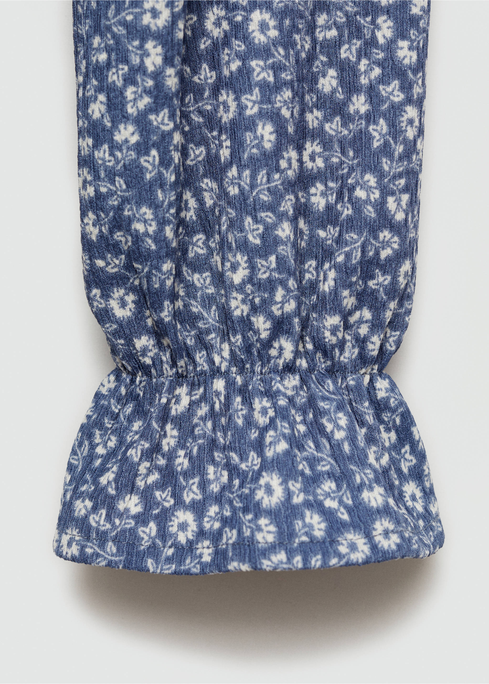 Floral print blouse - Details of the article 0, Blue. Ref: 77016737-00.