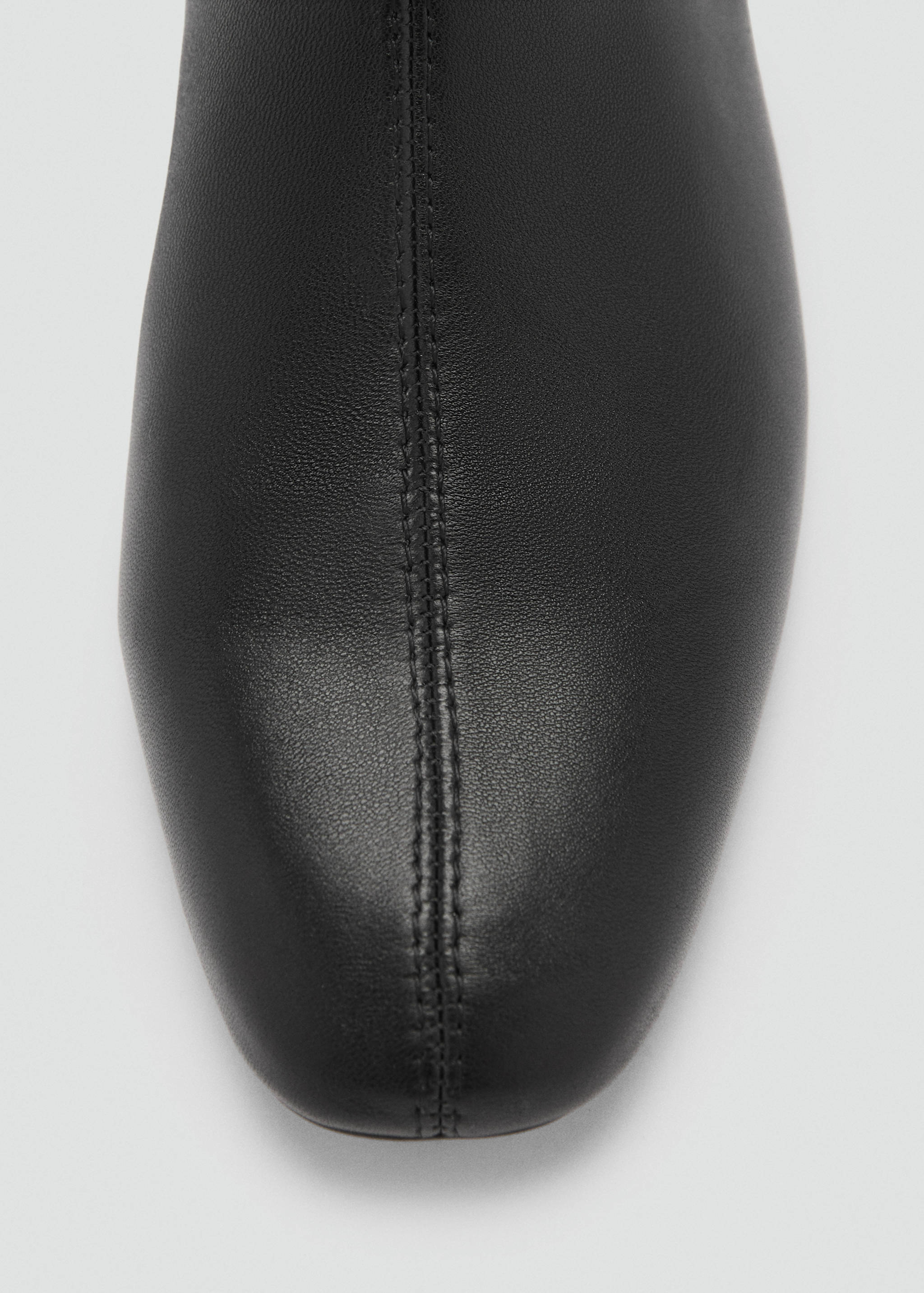 Soft leather boots - Details of the article 2