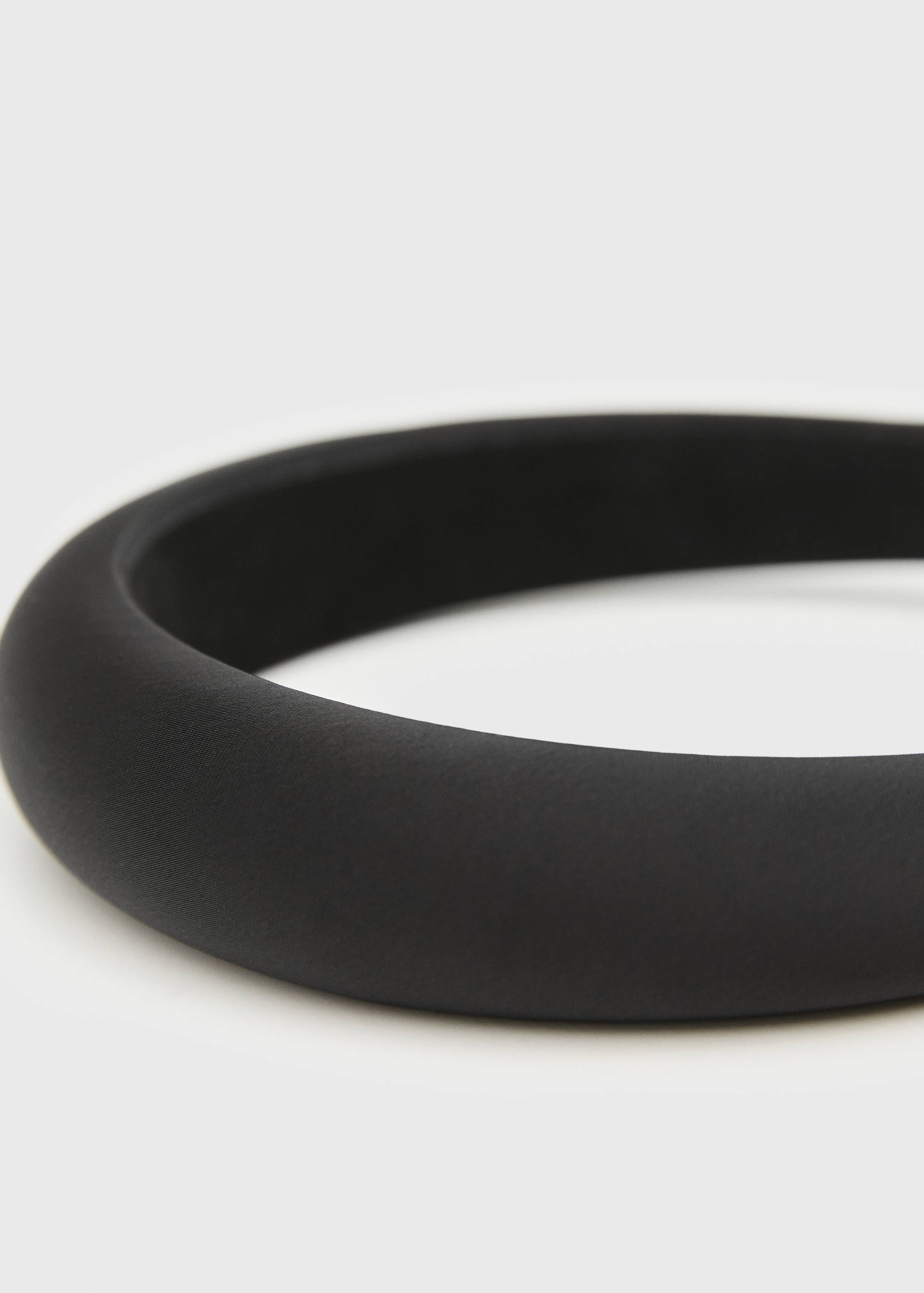 Satin padded headband - Medium plane