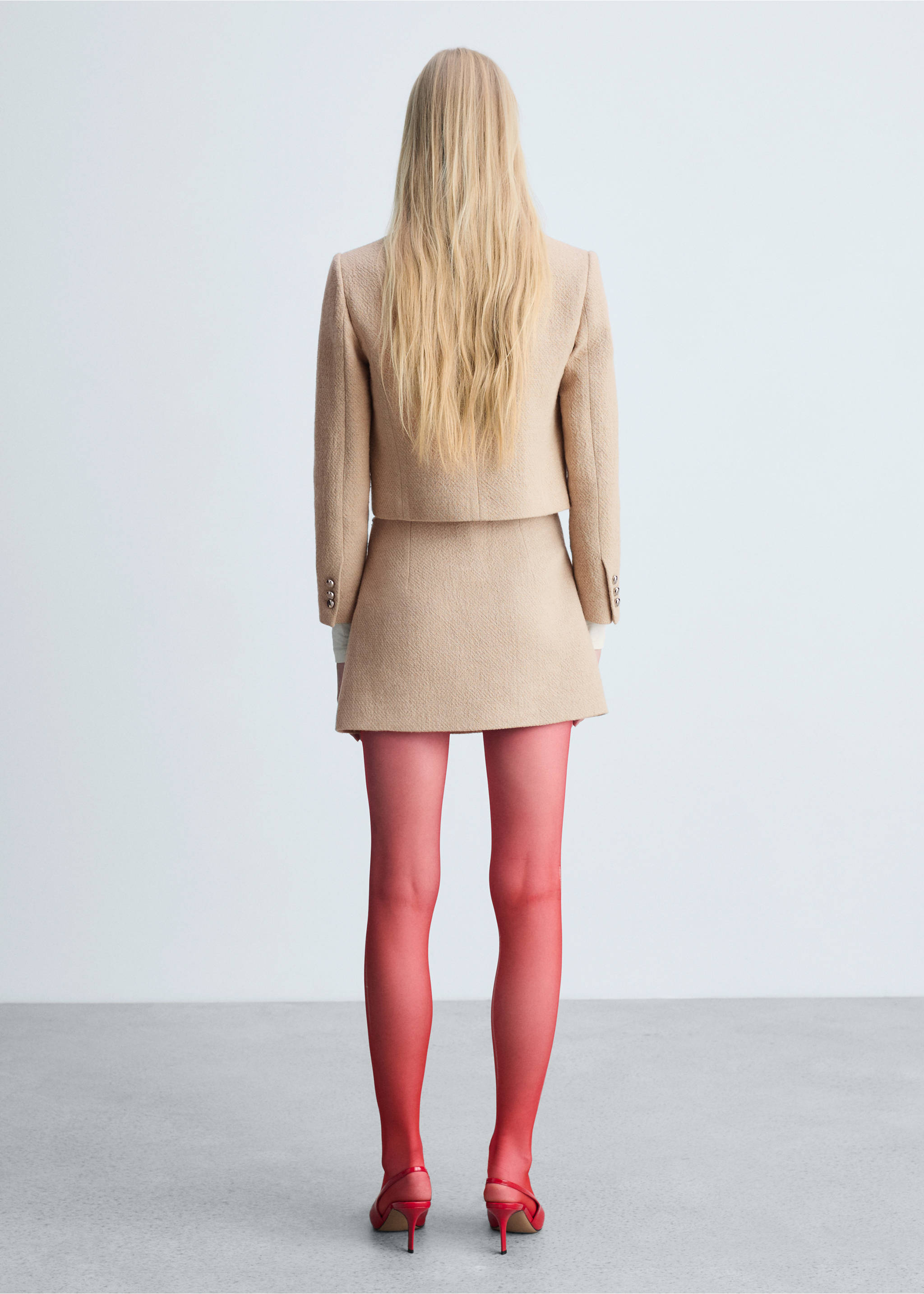 Cropped jakke med knapper - Baksiden av artikkelen, Halvbrun. Ref: 77016763-00.