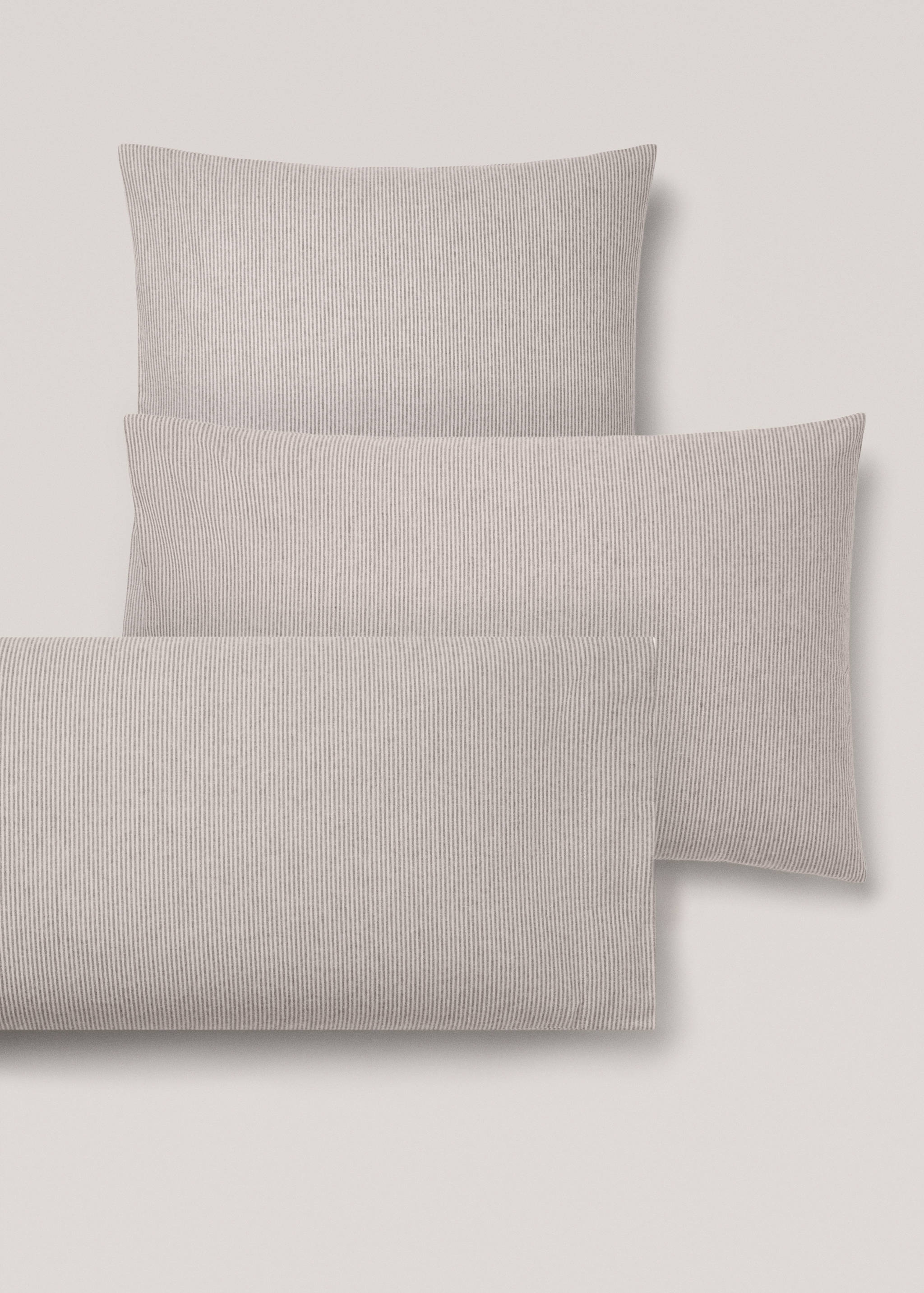 Flannel cotton pillowcase stripes 60x60cm - Details of the article 4