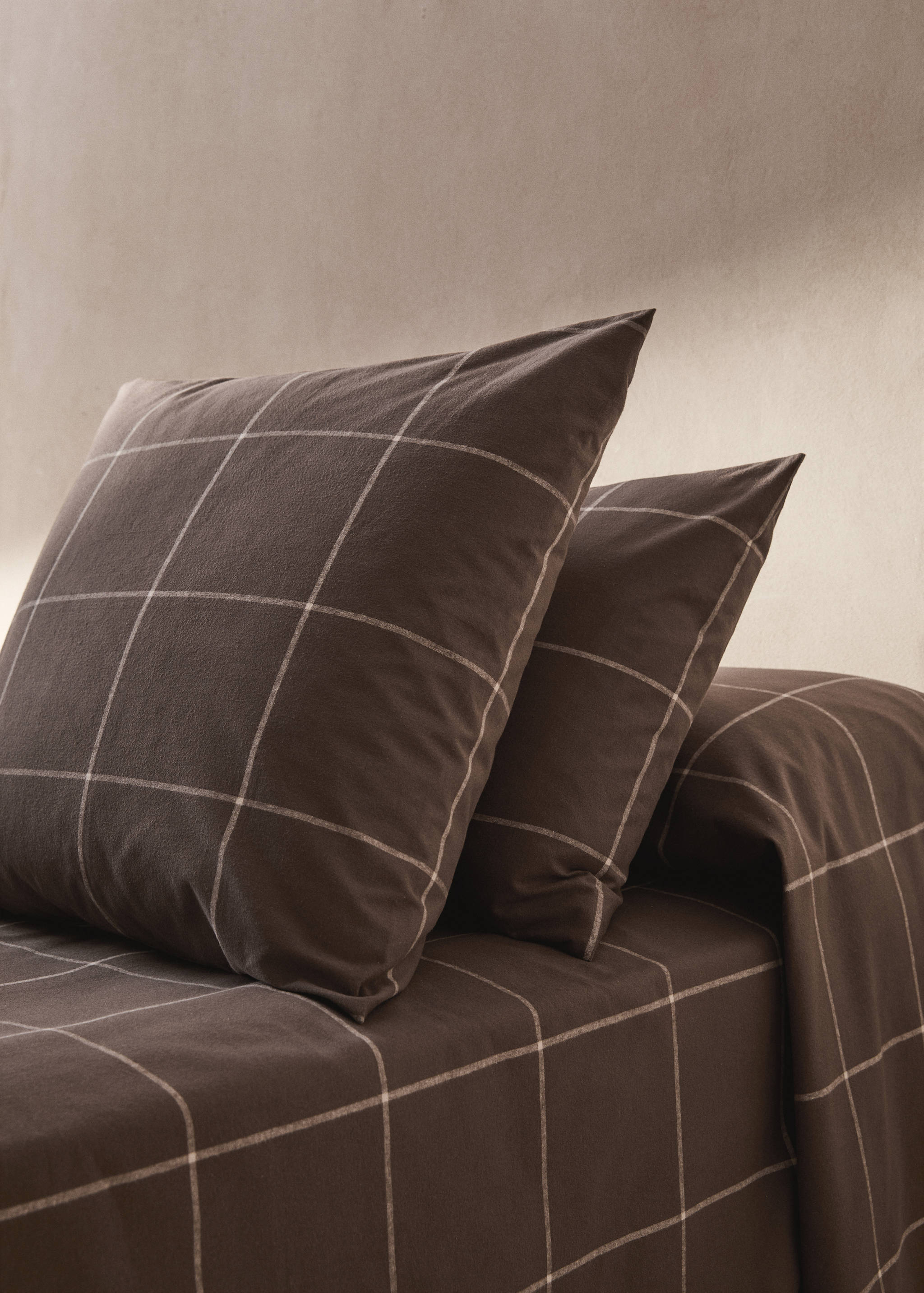 Μαξιλαροθήκη βαμβάκι φανέλα καρό 60x60εκ - Γενικό πλάνο