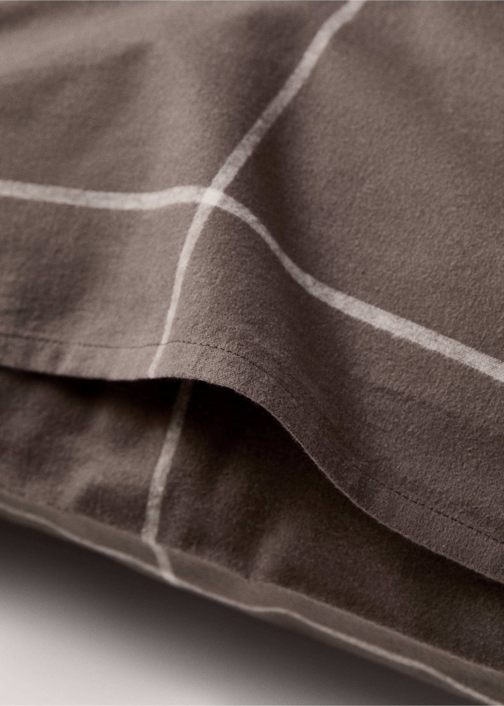 Rutete putetrekk i bomullsflanell,  60x60 cm - Artikkeldetalj 2, Sjokolade. Ref: 77017664-00.