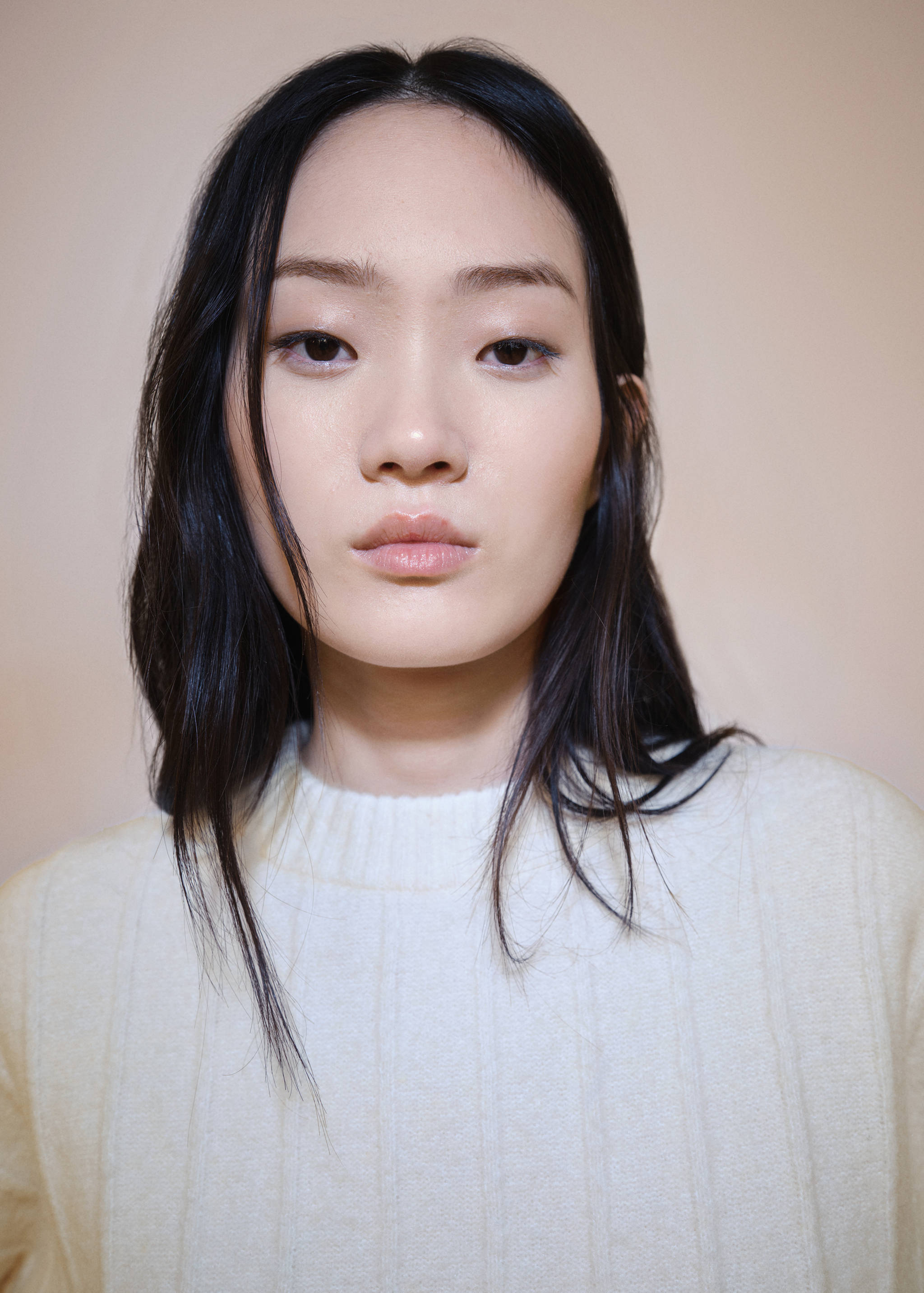 Knitted sweater with perkins neck - Details of the article 1